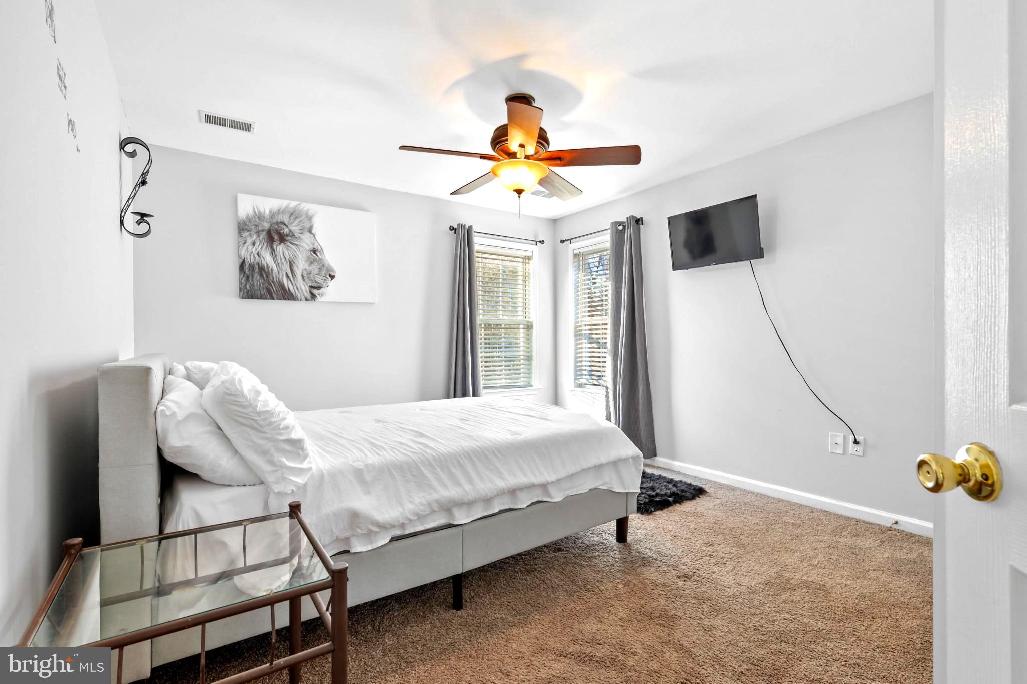 FOX FIELD - Residential