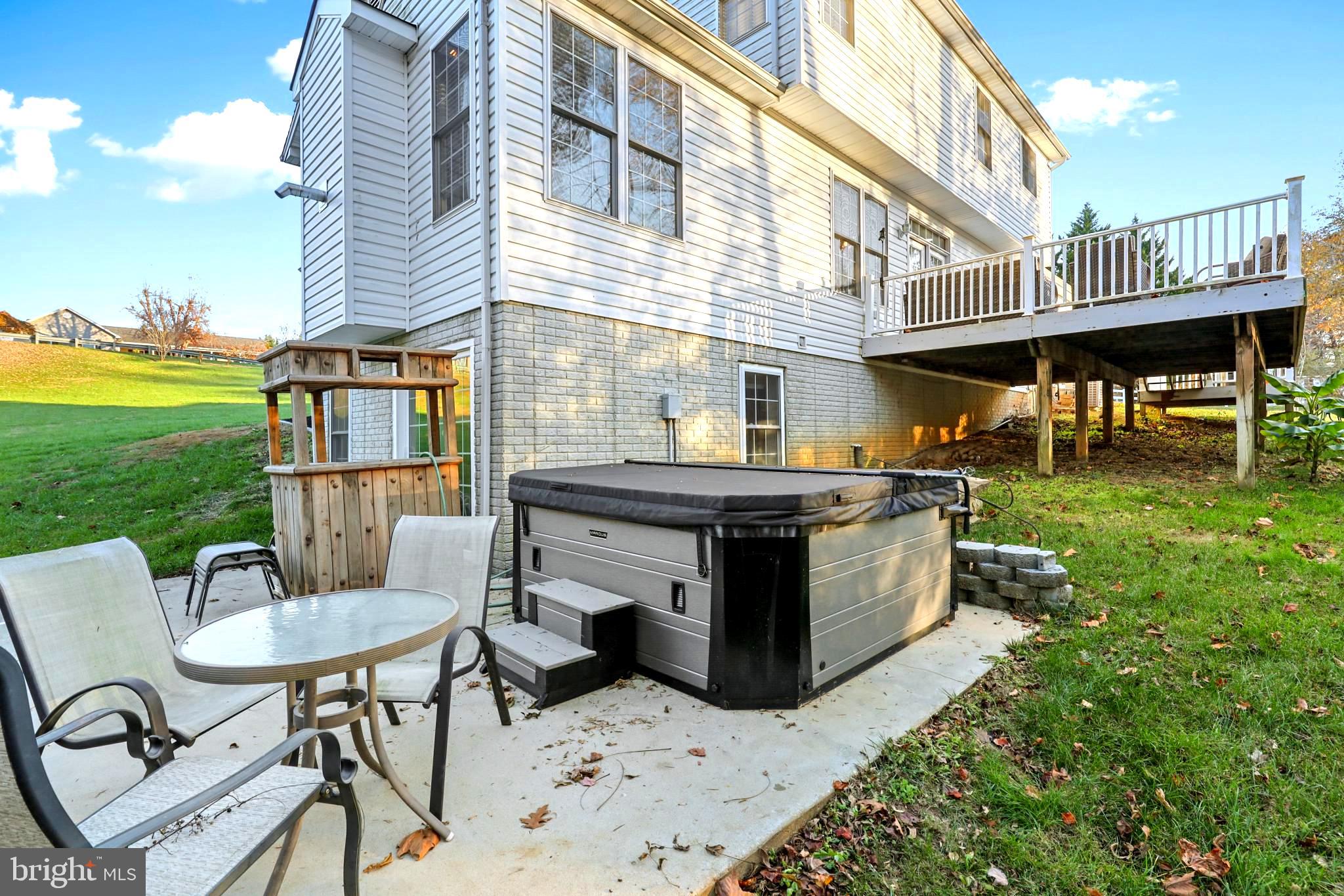 FOX FIELD - Residential