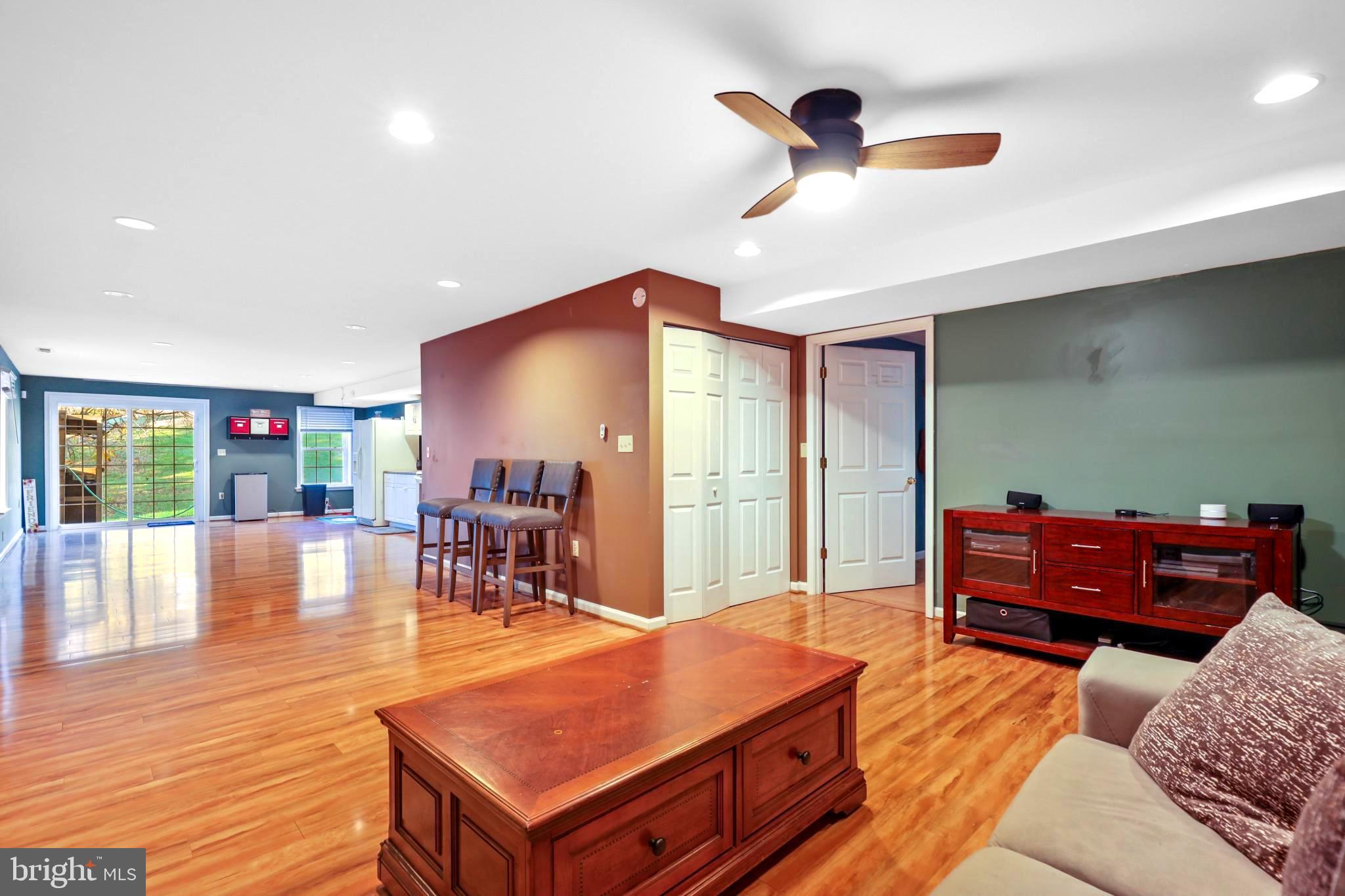 FOX FIELD - Residential