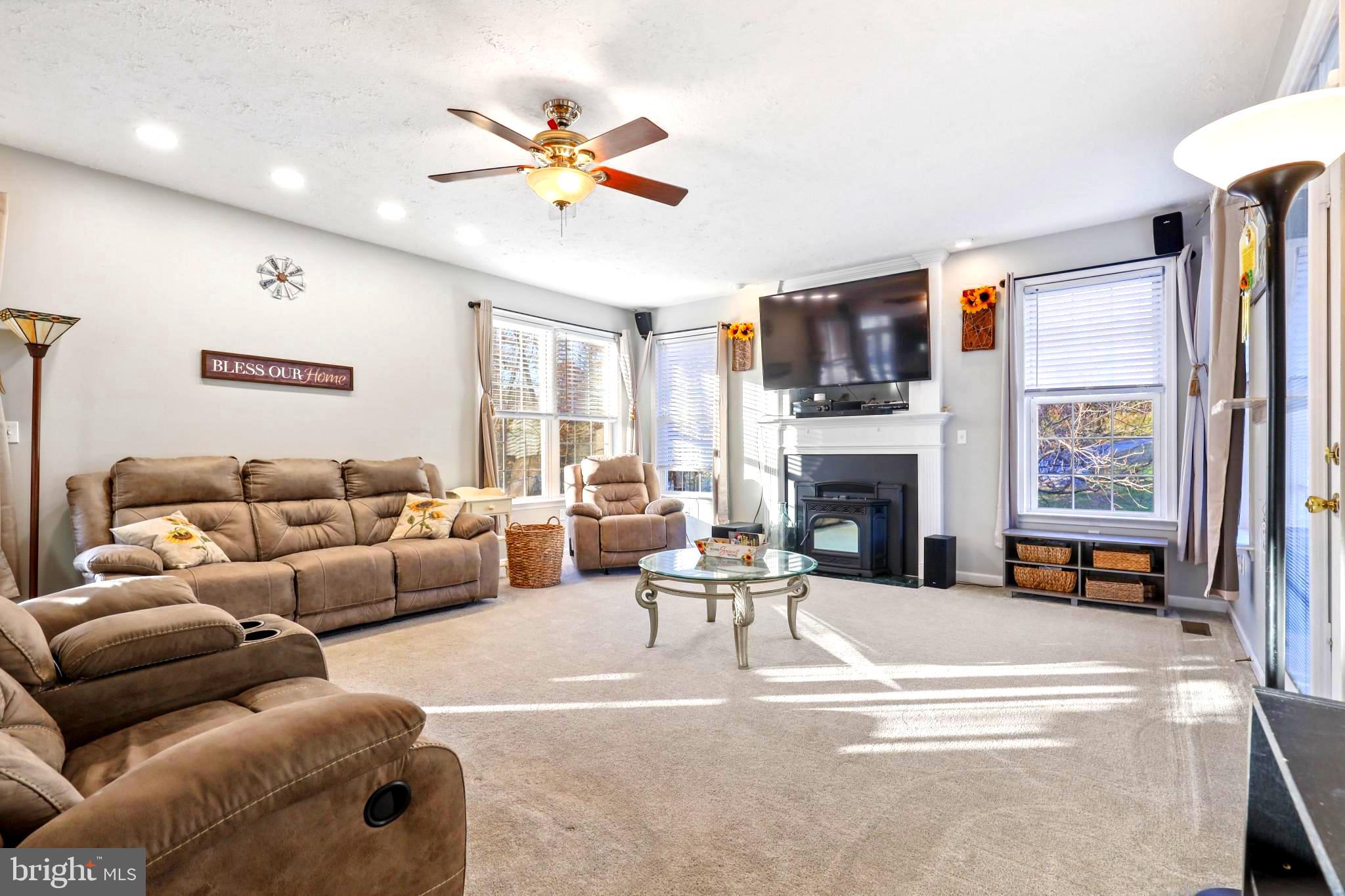 FOX FIELD - Residential