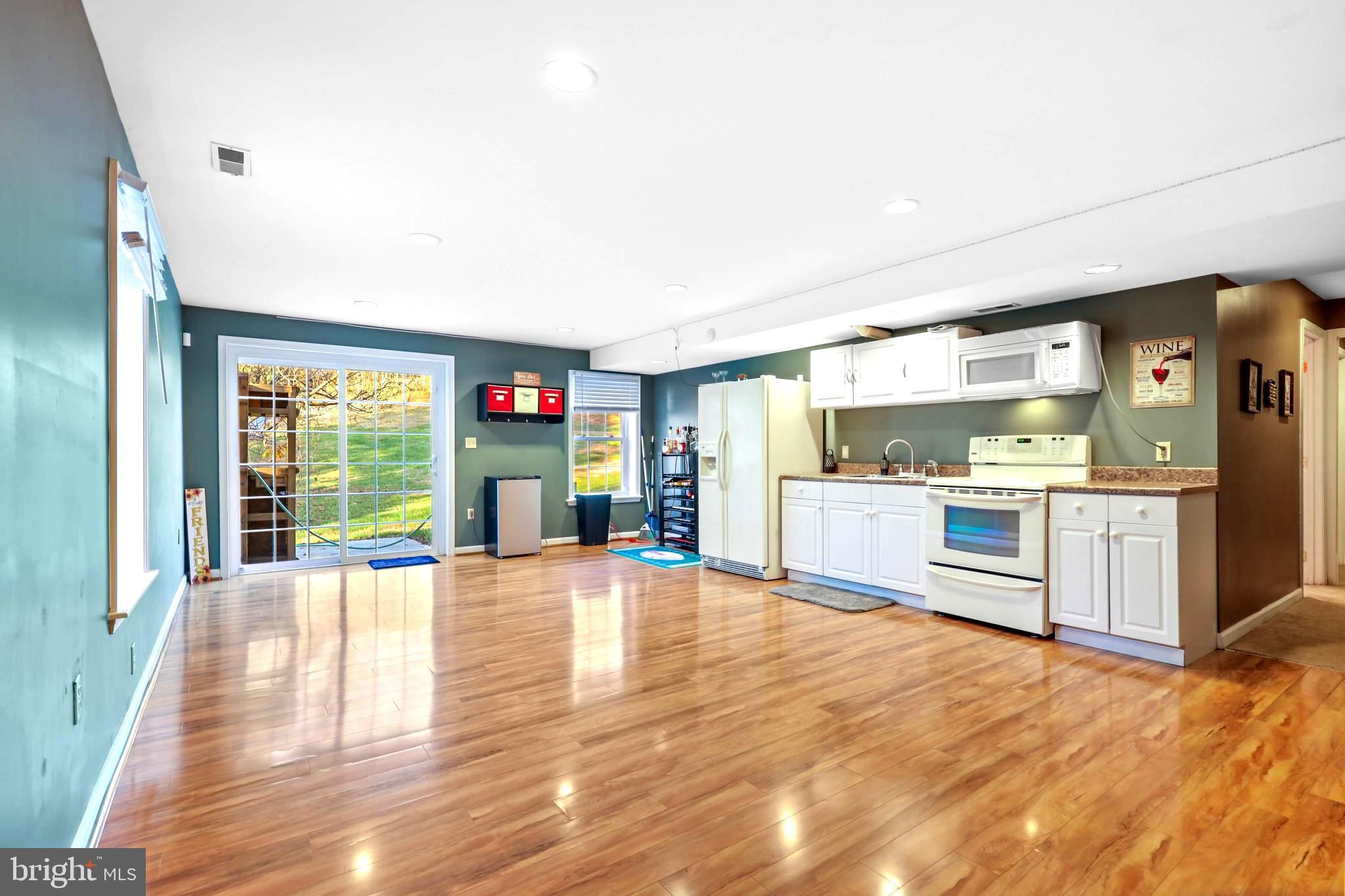 FOX FIELD - Residential