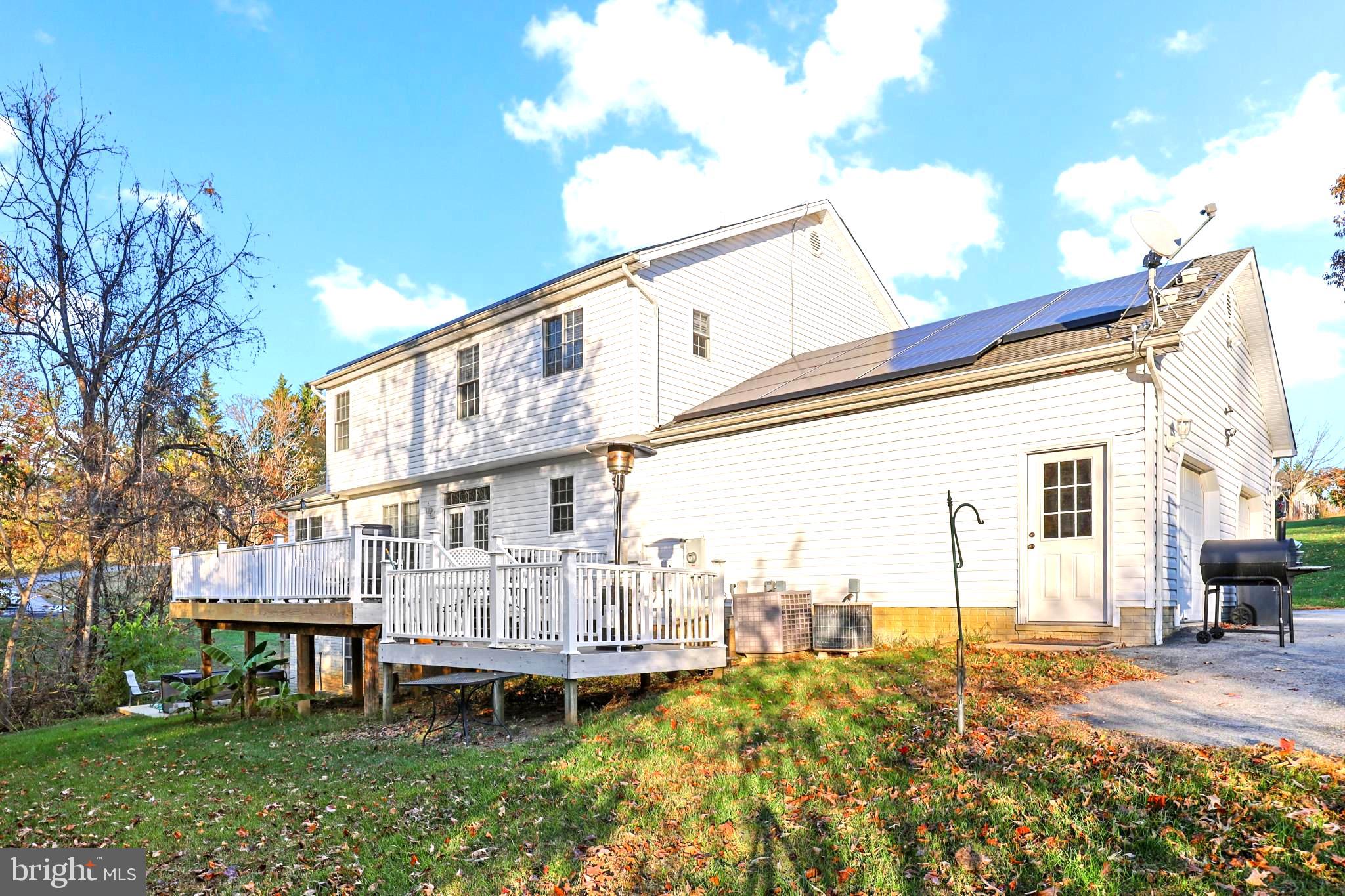 FOX FIELD - Residential