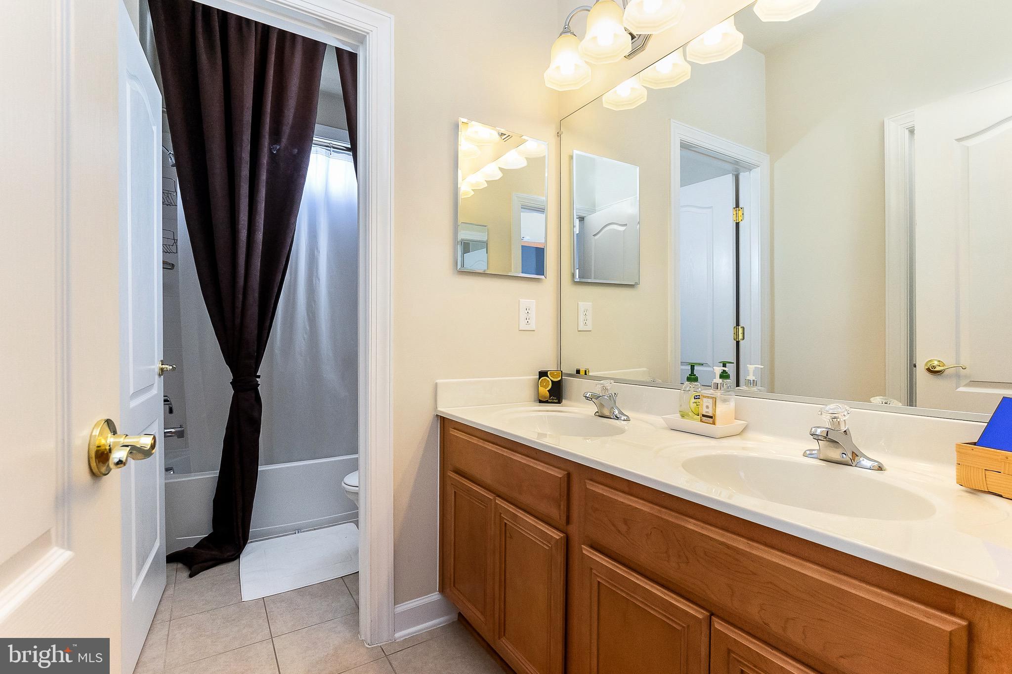 NEW BRISTOW VILLAGE - Residential