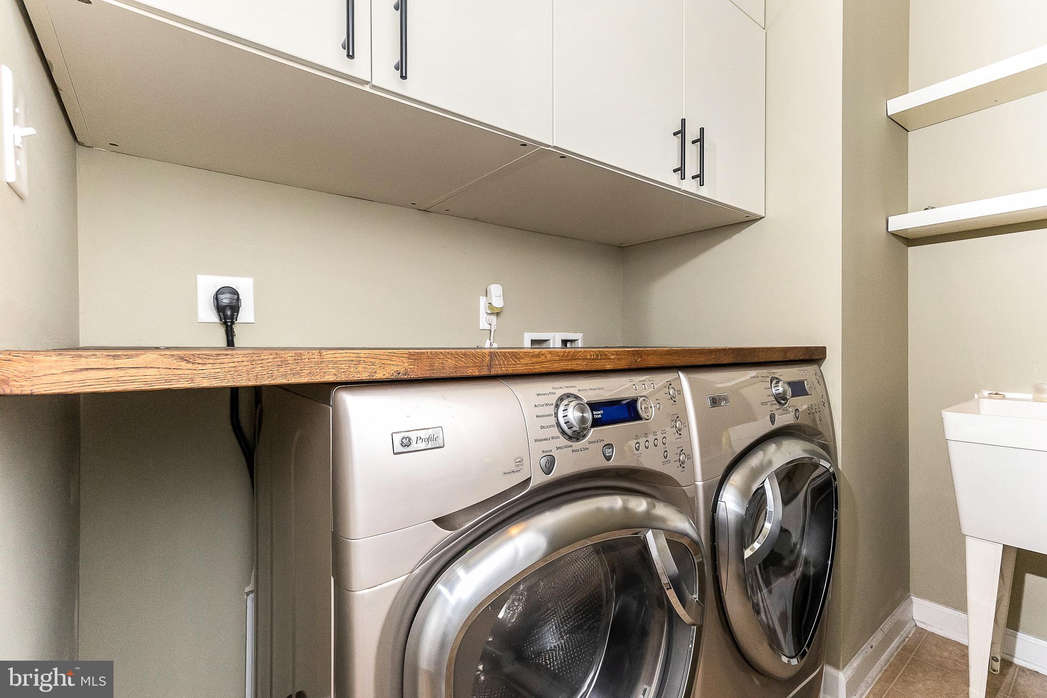 NEW BRISTOW VILLAGE - Residential