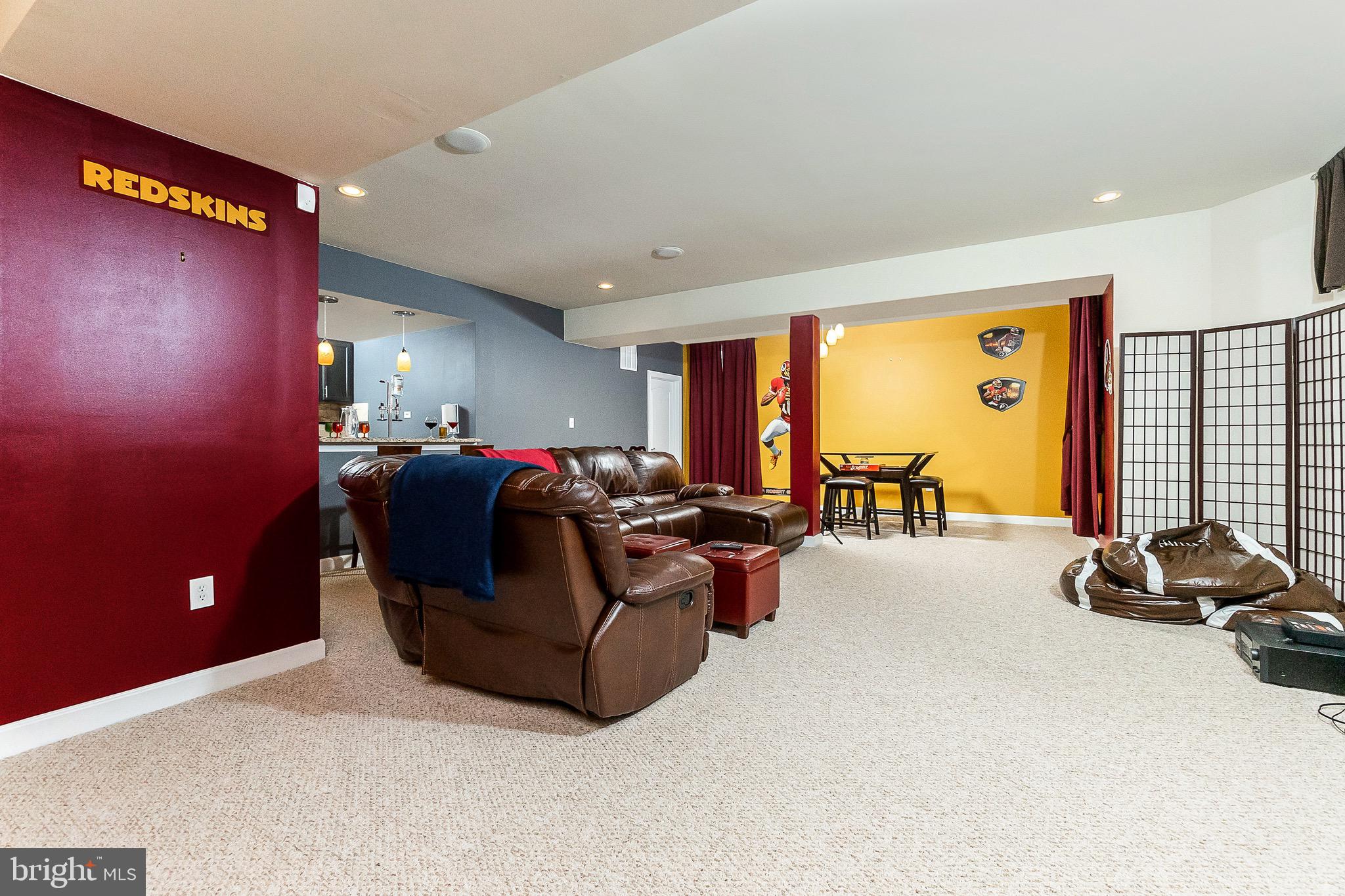 NEW BRISTOW VILLAGE - Residential