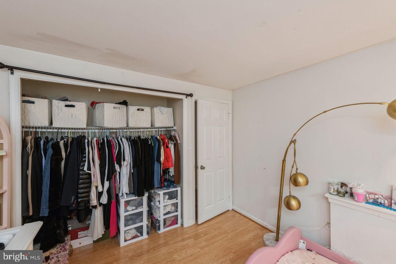 LAKE RIDGE - Residential