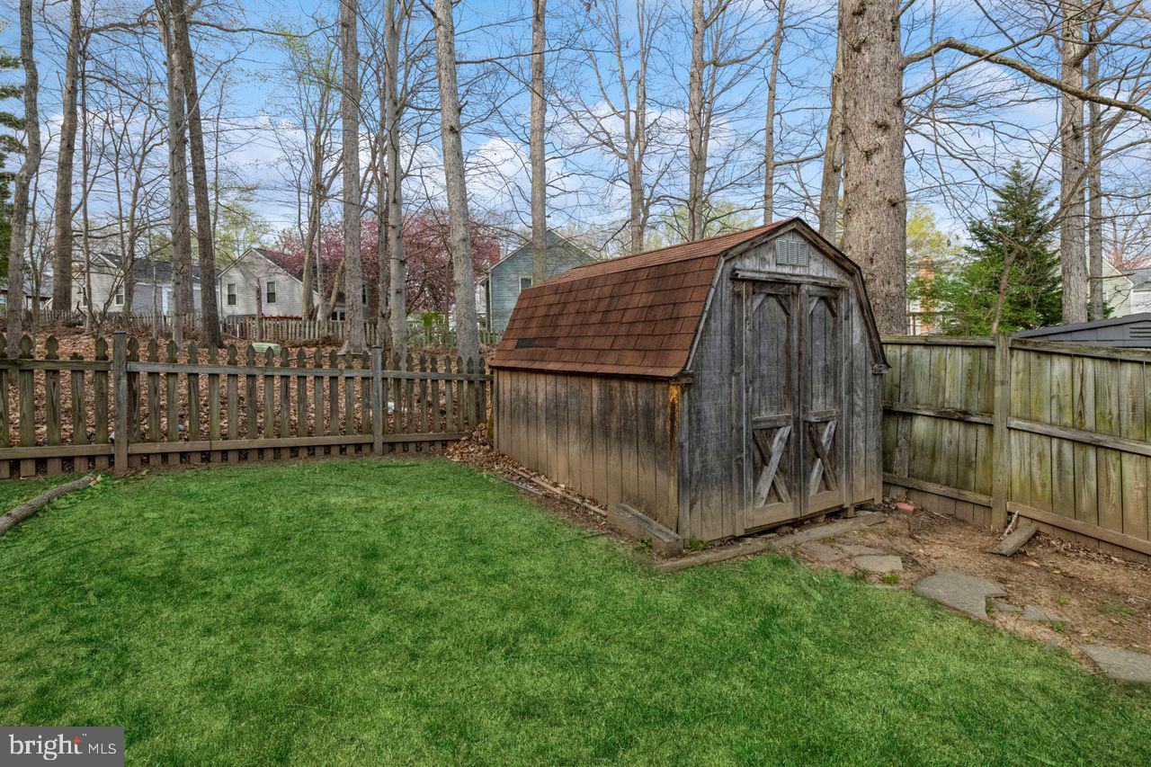 LAKE RIDGE - Residential