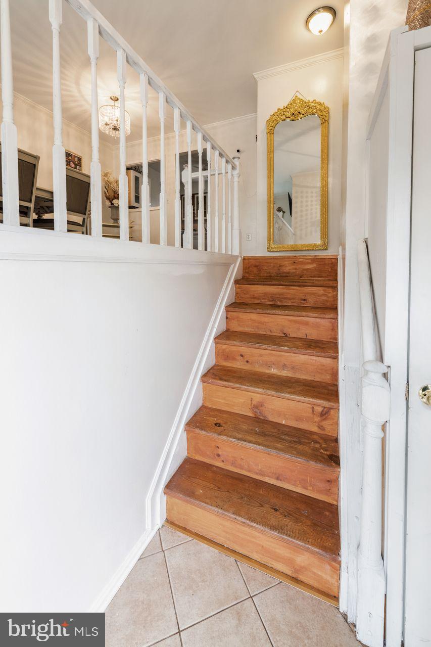 LAKE RIDGE - Residential