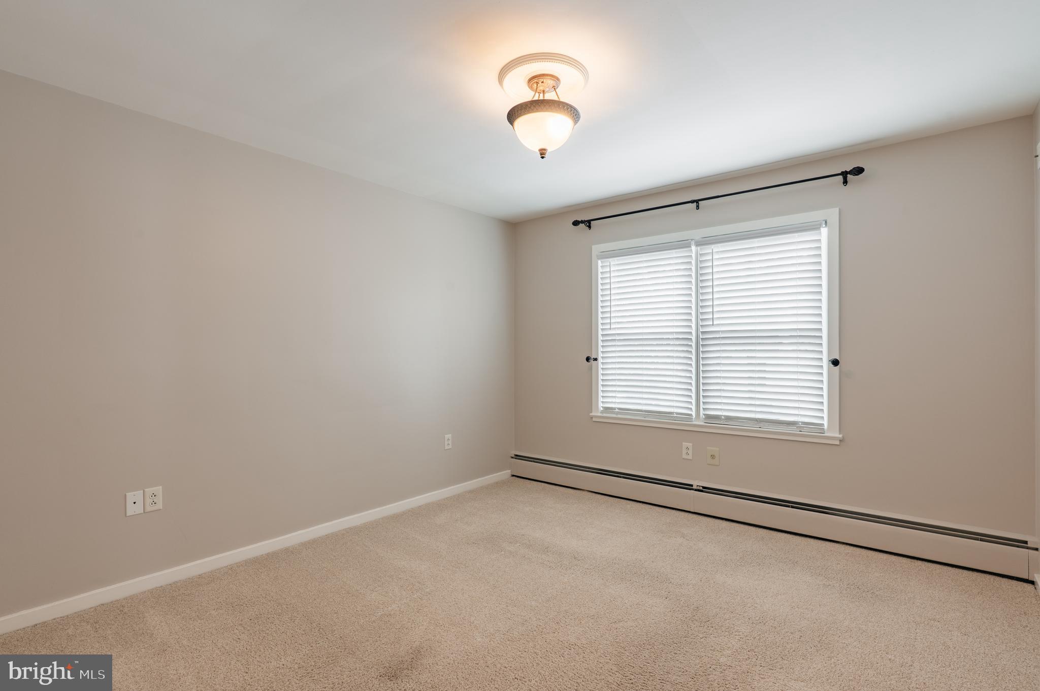 HARLEYSVILLE - Residential