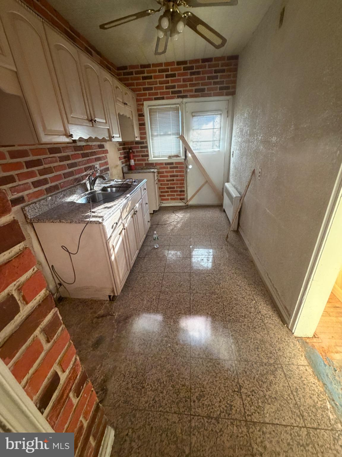 WYMAN PARK HAMPDEN - Residential