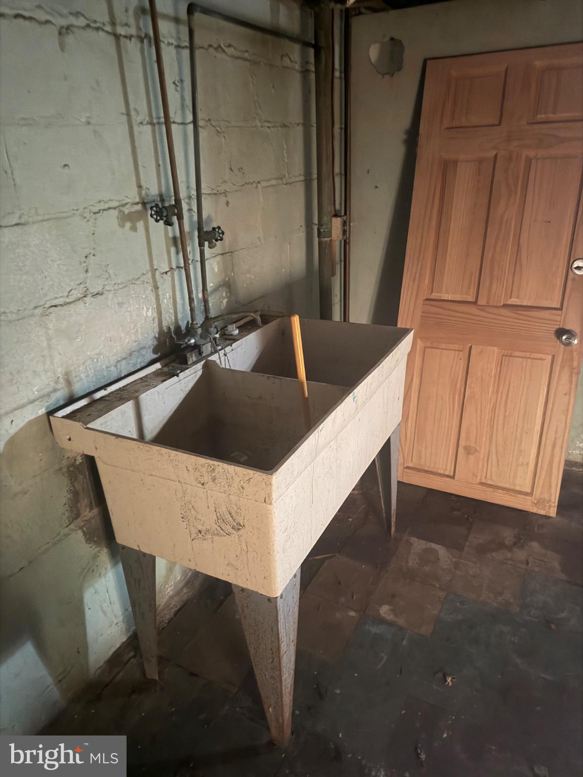 WYMAN PARK HAMPDEN - Residential