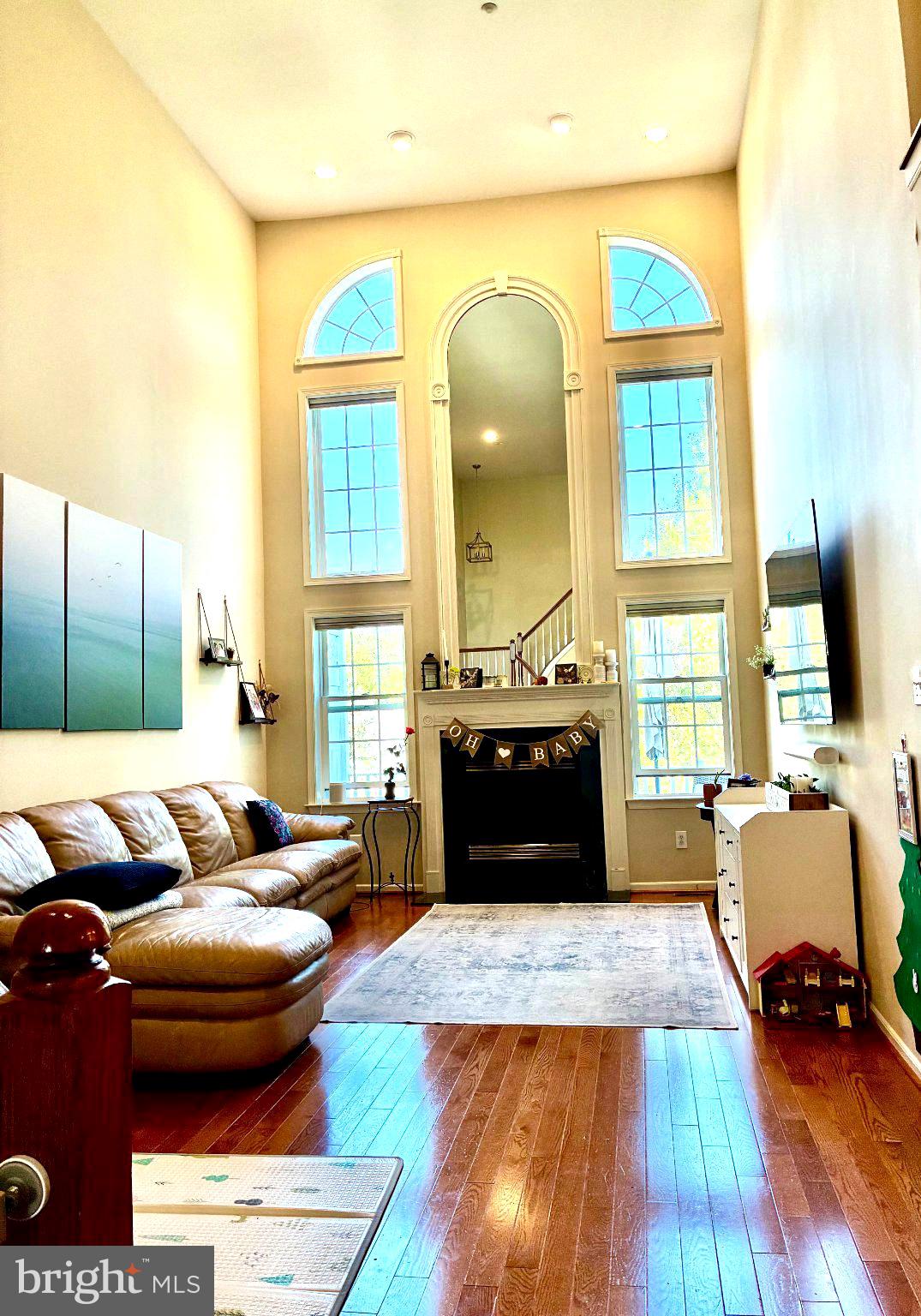 224 LOOKOUT PLACE
