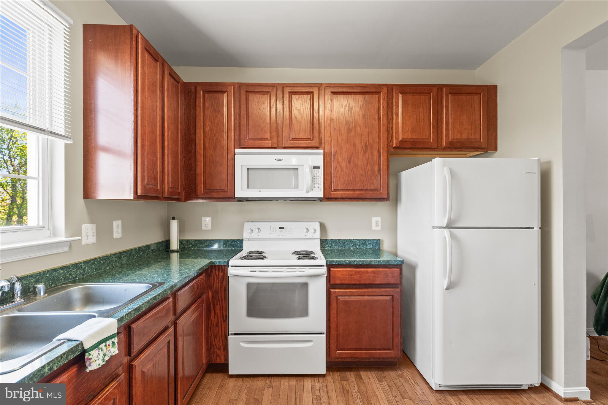 MENLENA VILLAGE - Residential