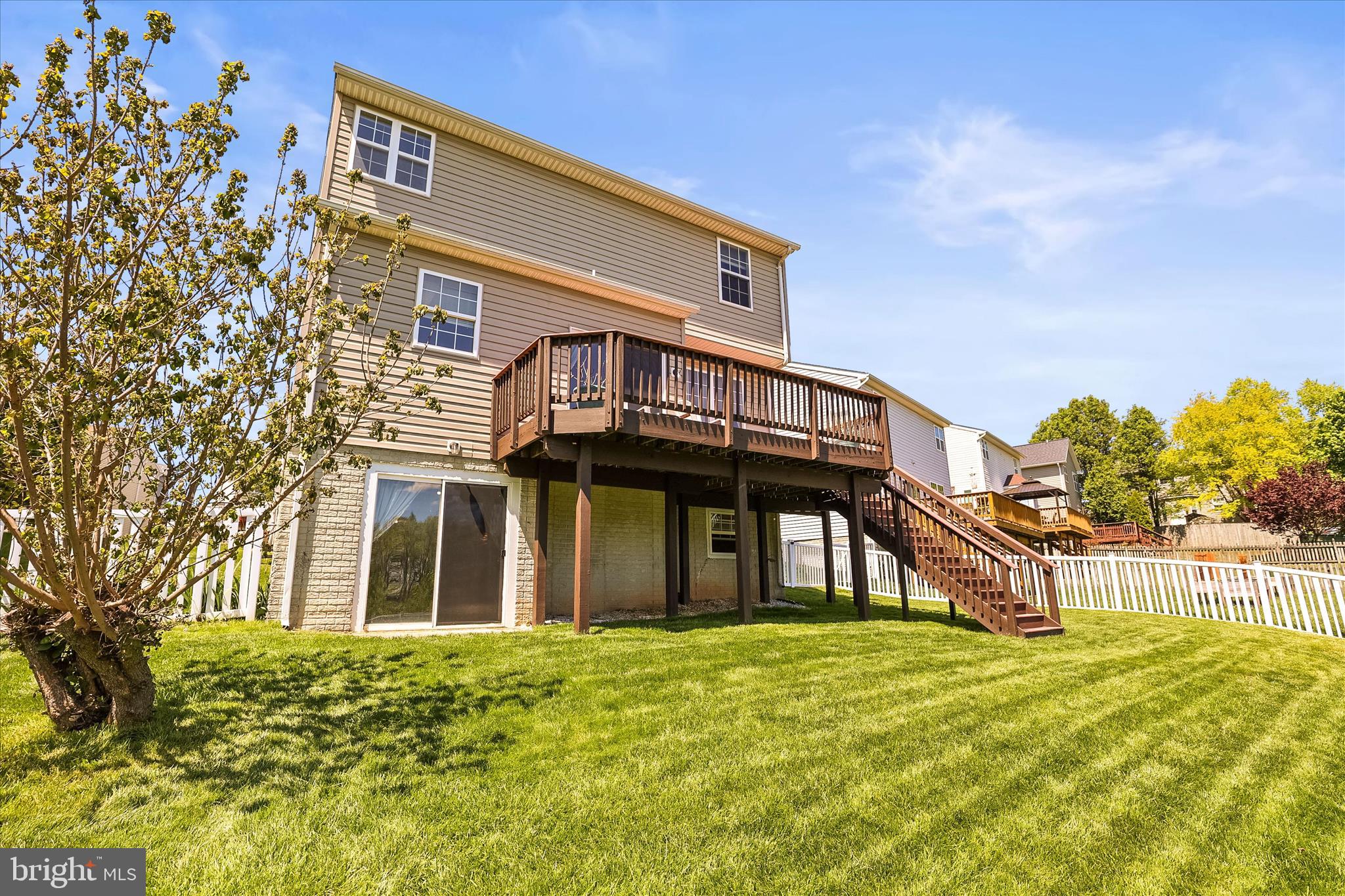 MENLENA VILLAGE - Residential