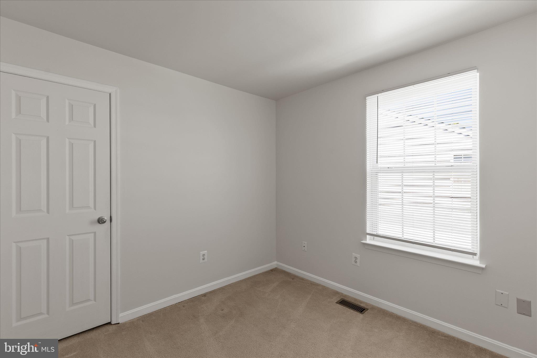 MENLENA VILLAGE - Residential