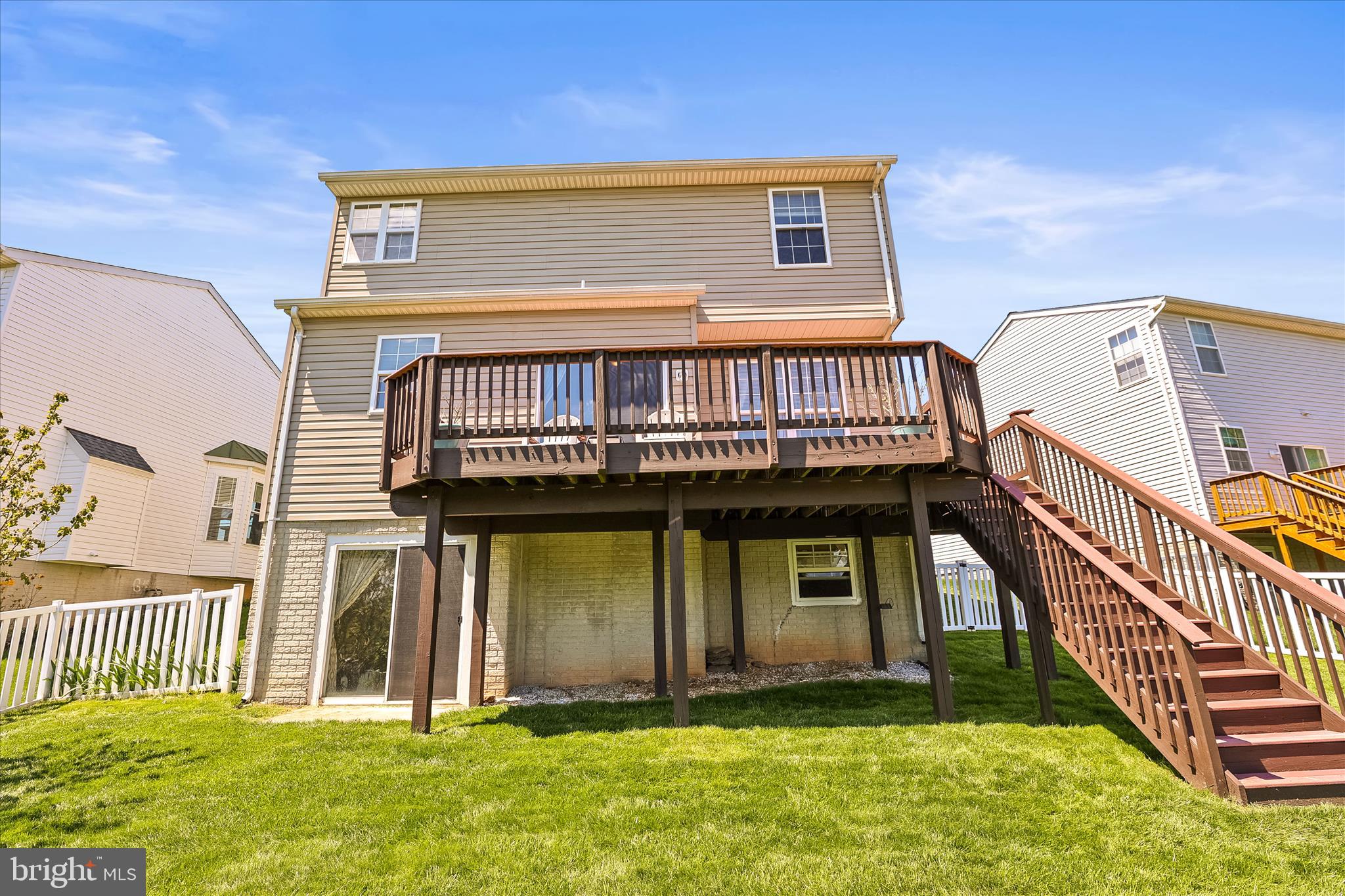 MENLENA VILLAGE - Residential