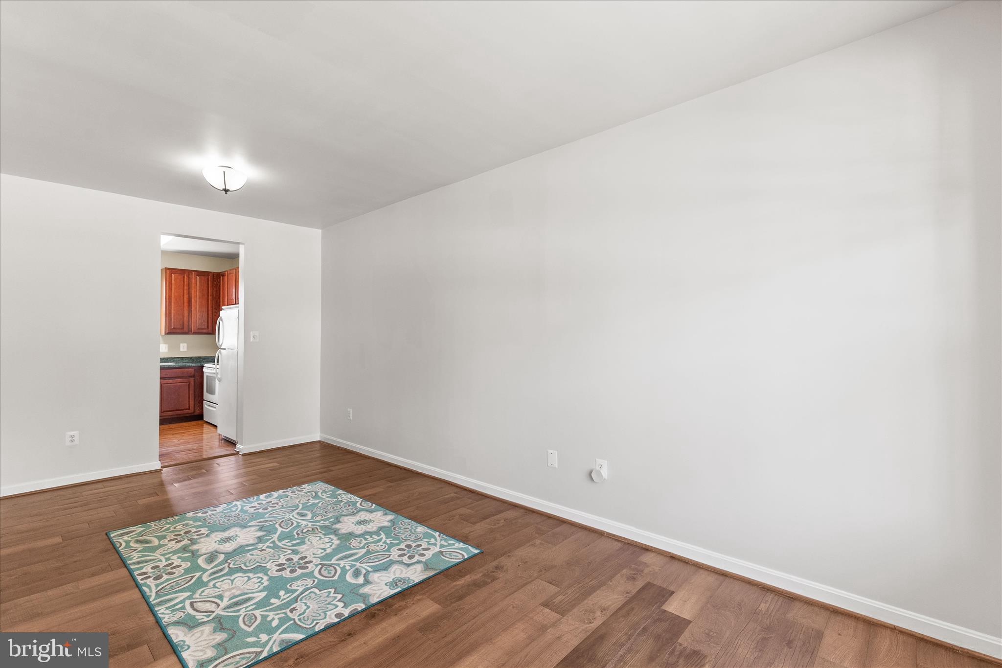 MENLENA VILLAGE - Residential