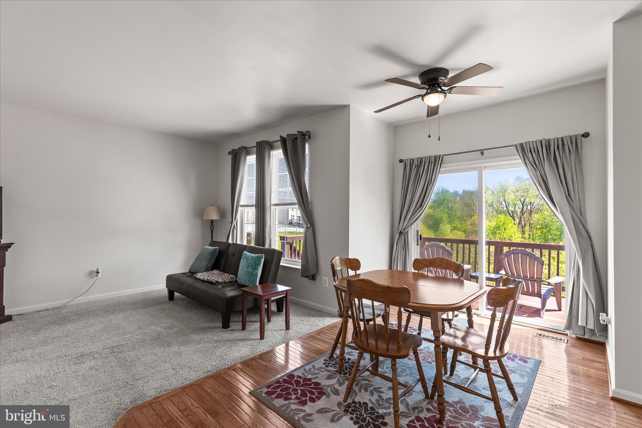 MENLENA VILLAGE - Residential