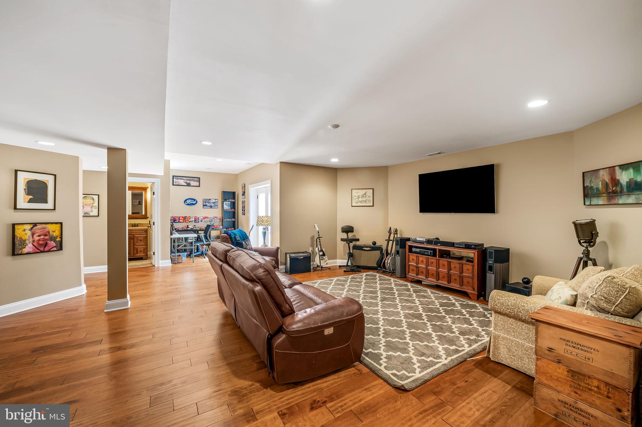 REISTERSTOWN - Residential