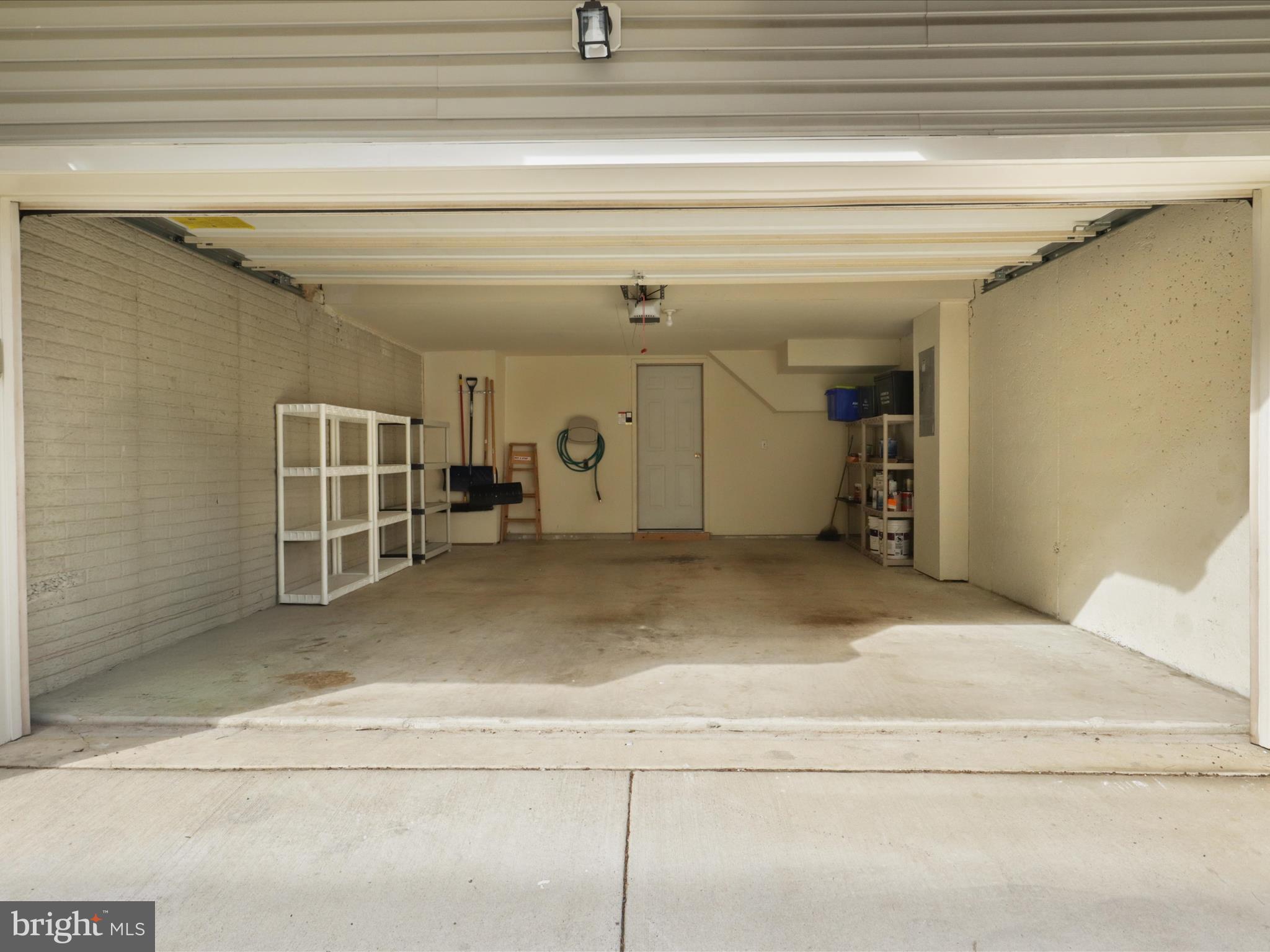 SUMMERS GROVE - Residential