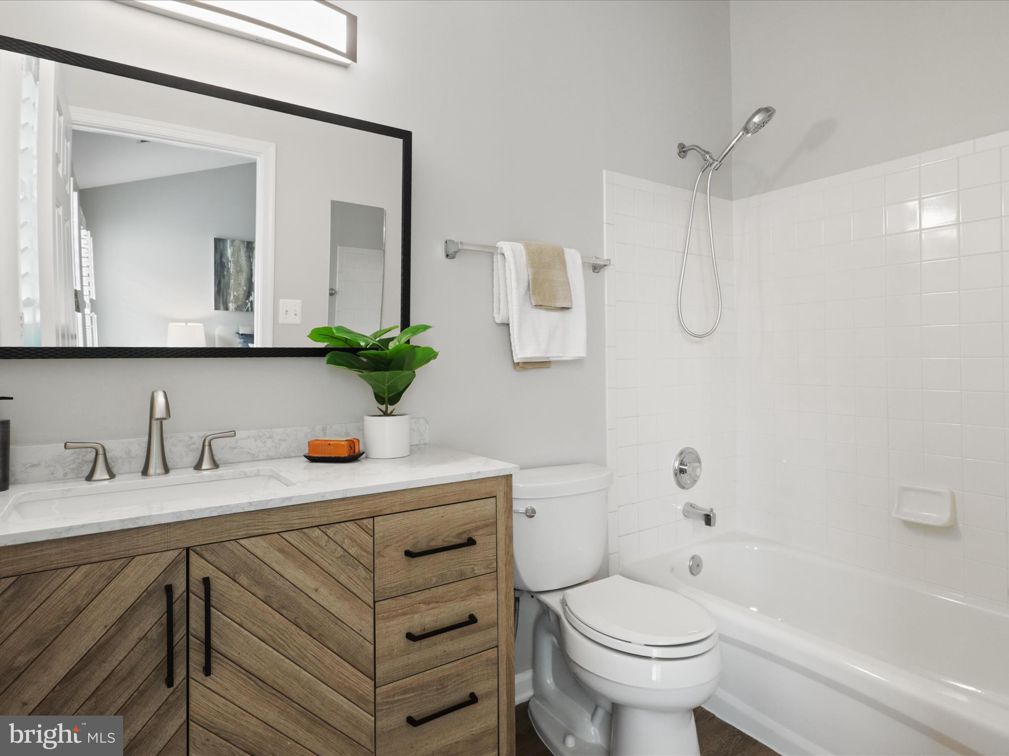 SUMMERS GROVE - Residential