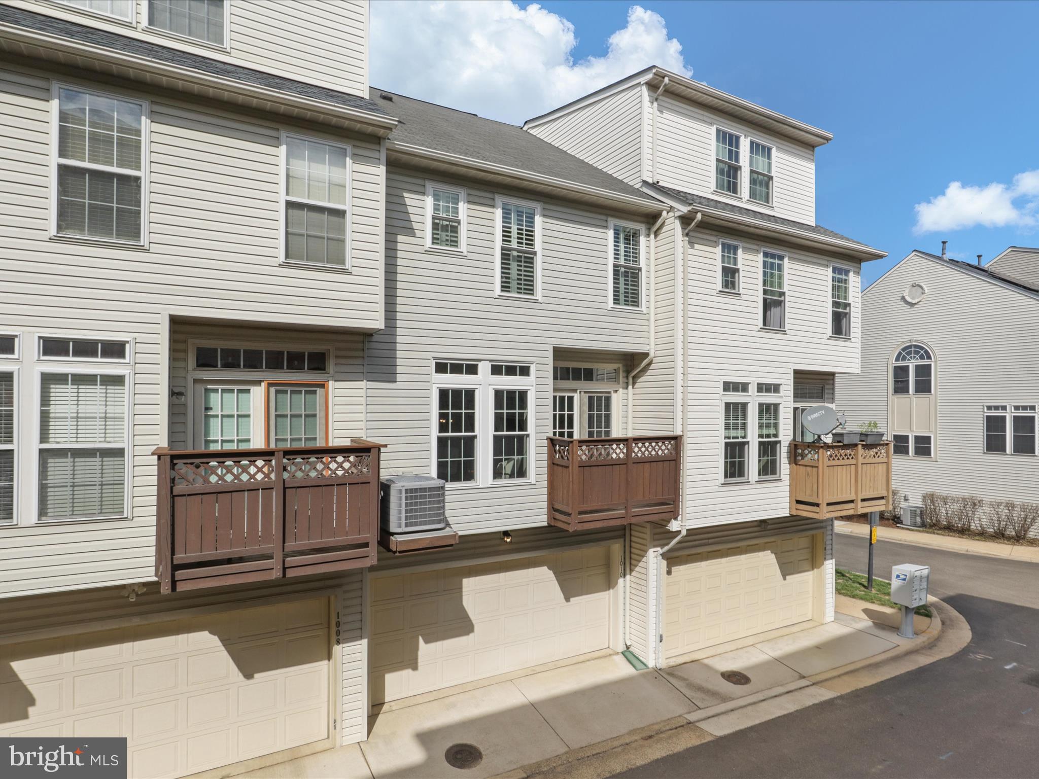 SUMMERS GROVE - Residential