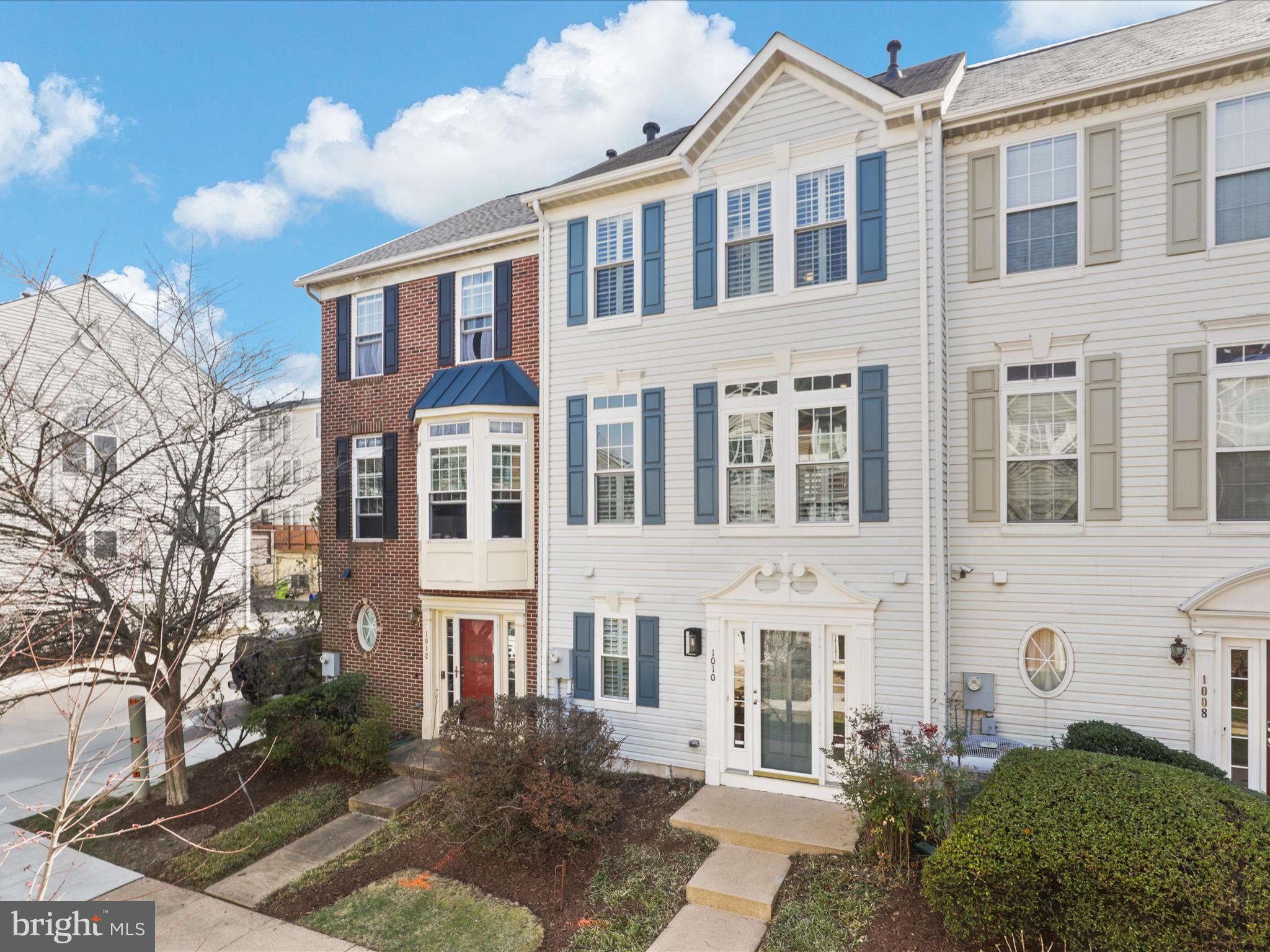 SUMMERS GROVE - Residential