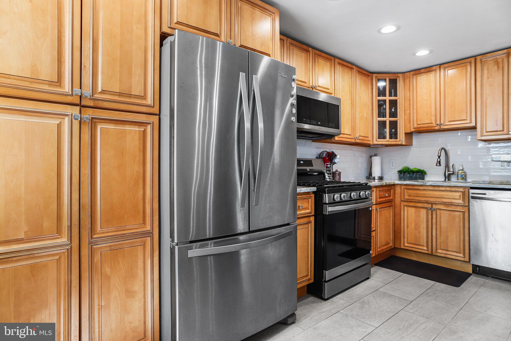 COLLINGDALE - Residential