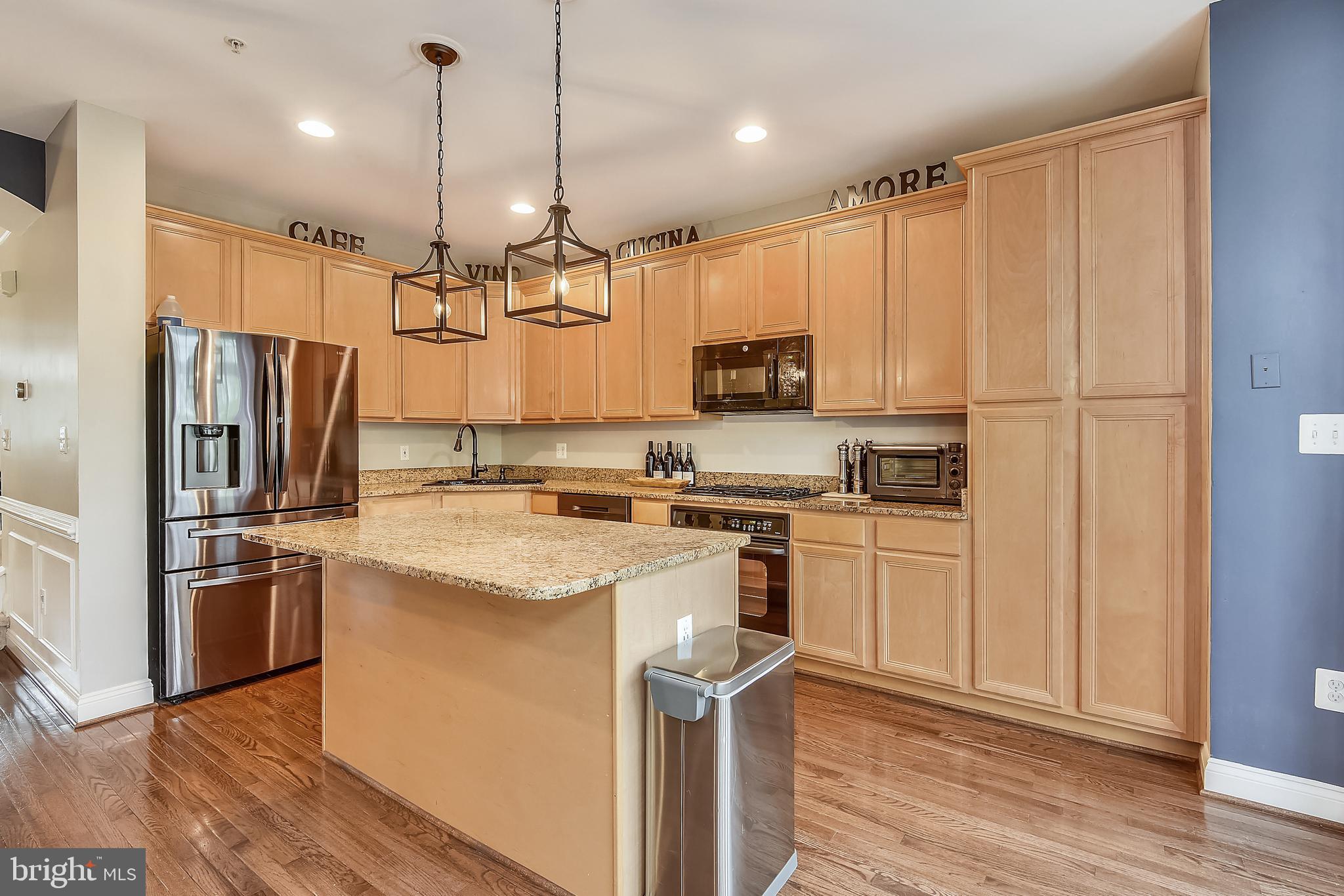 RIVER CREEK - Residential