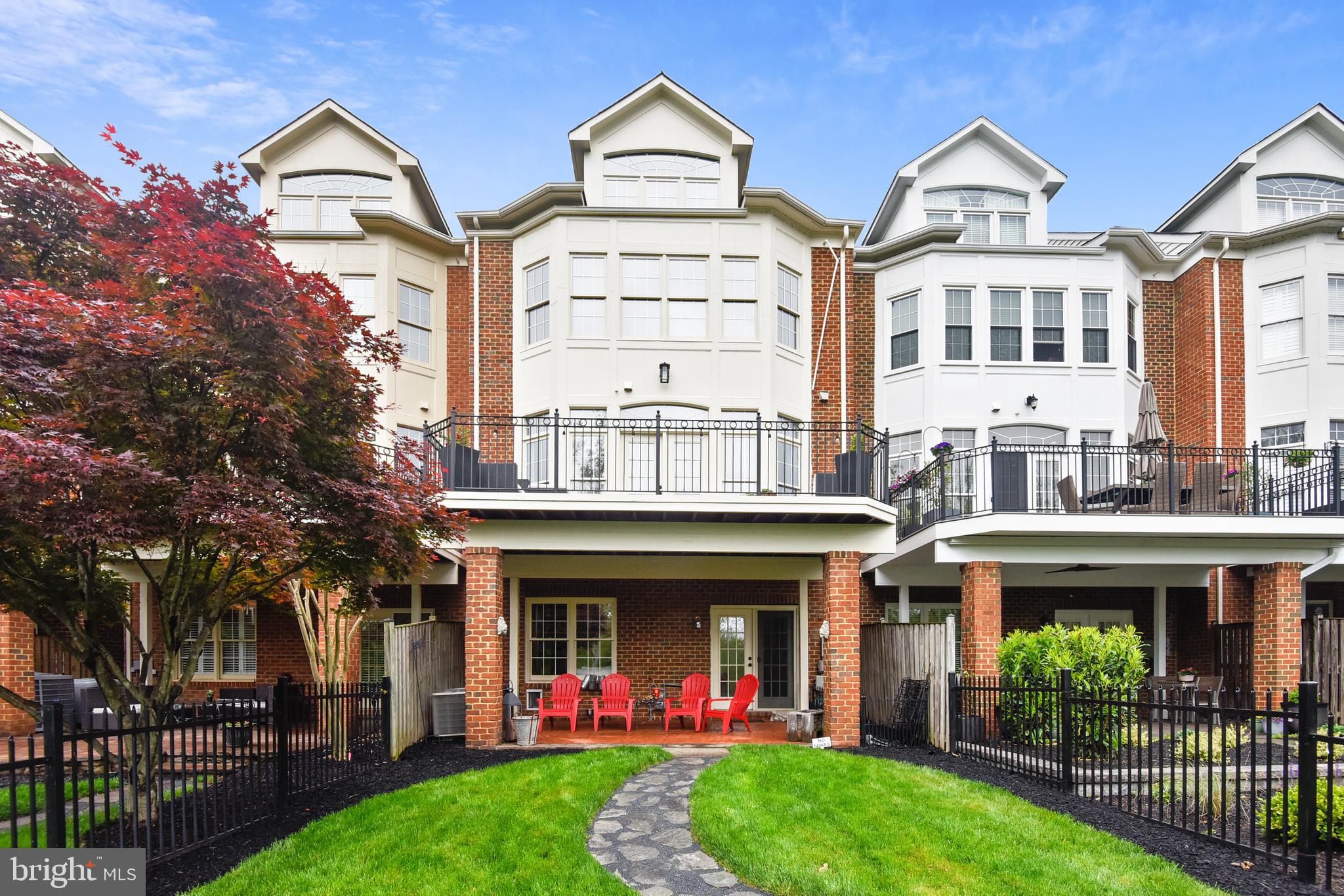 RIVER CREEK - Residential