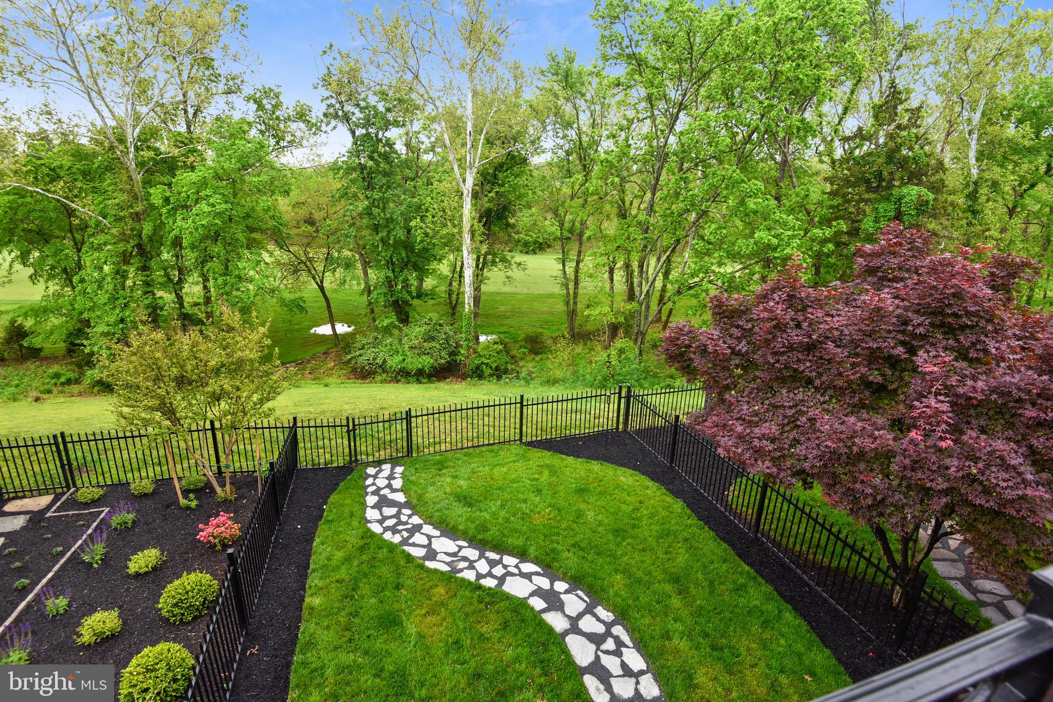 RIVER CREEK - Residential