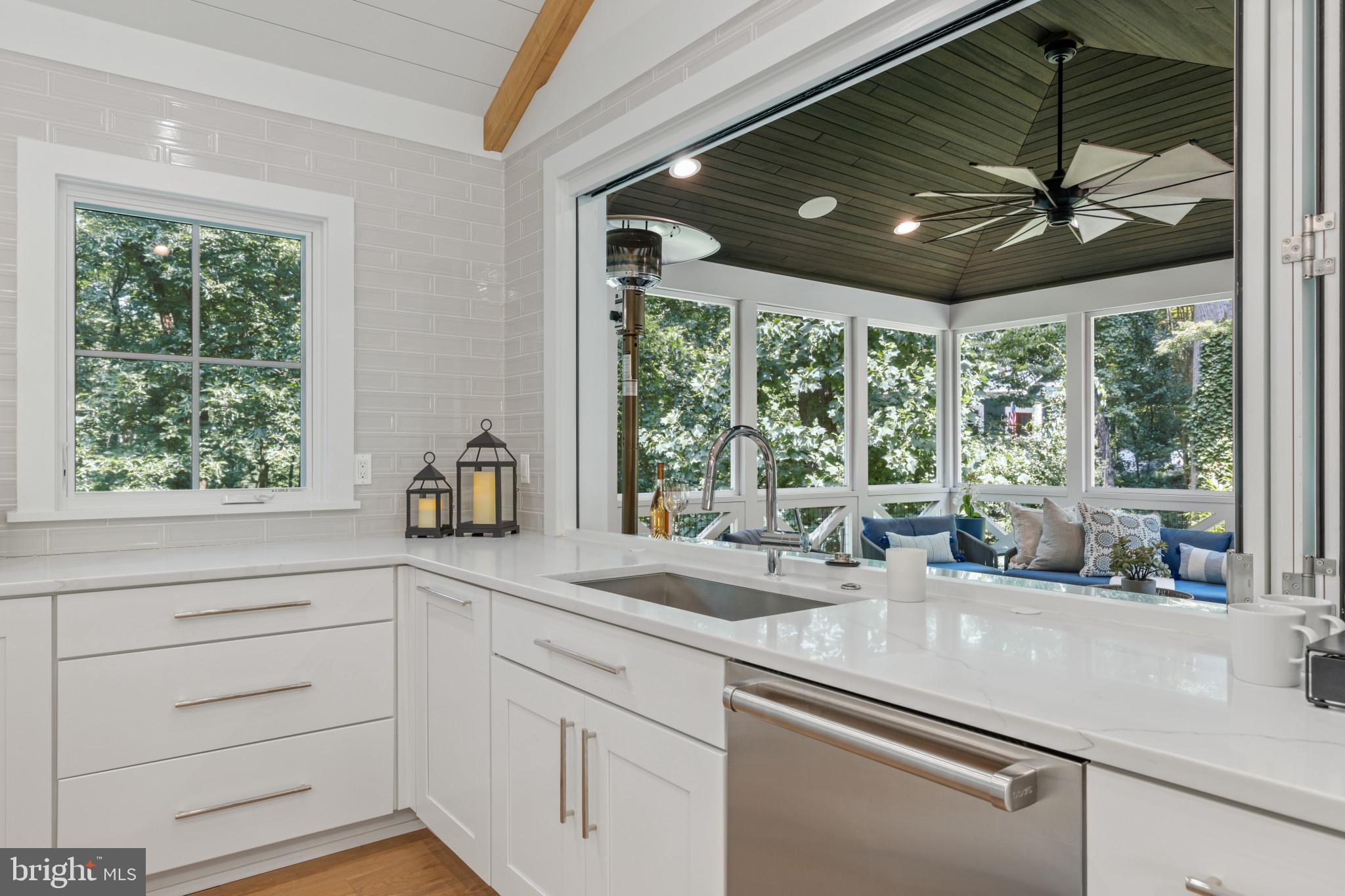 SHERWOOD FOREST - Residential