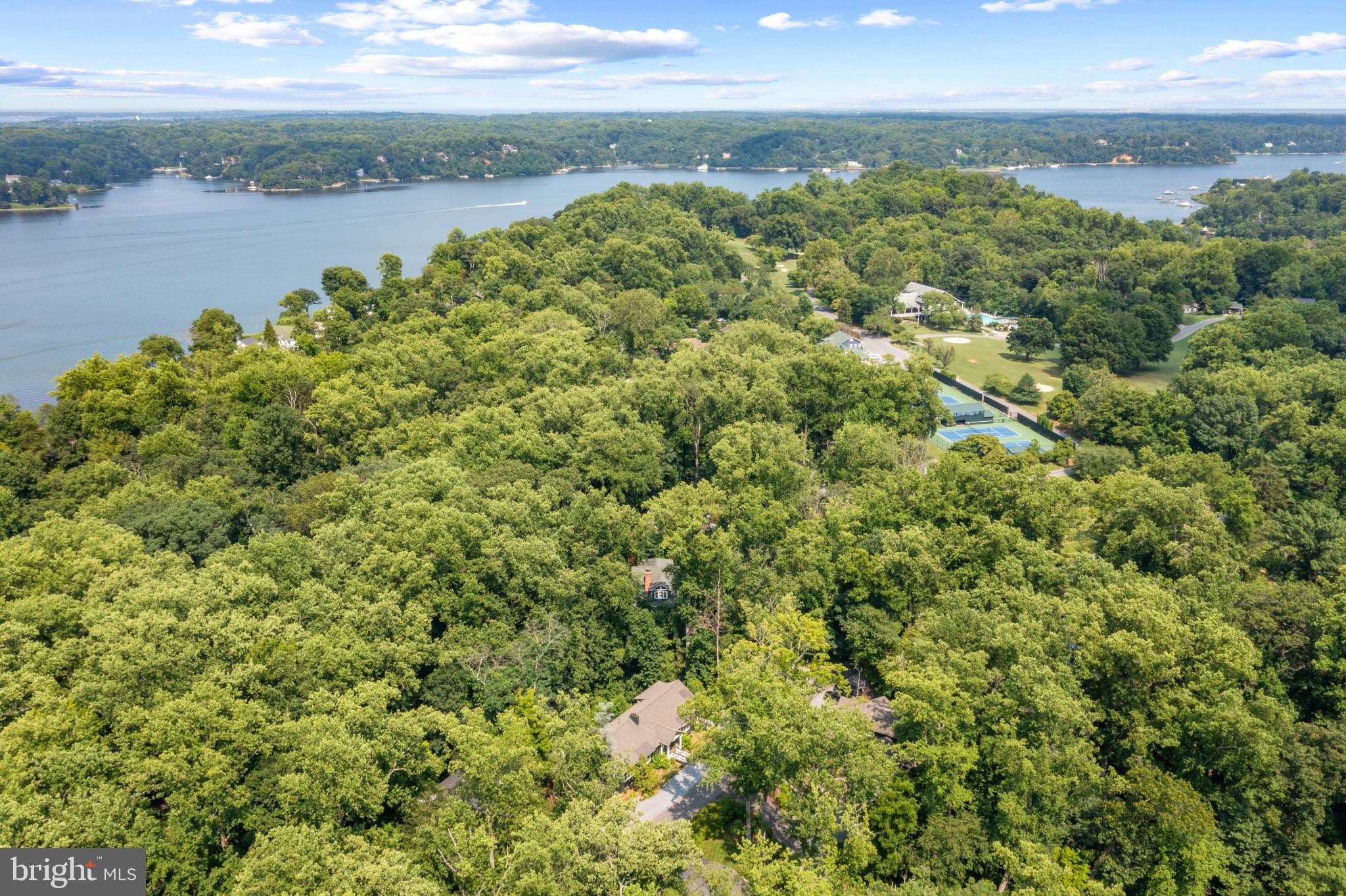 SHERWOOD FOREST - Residential