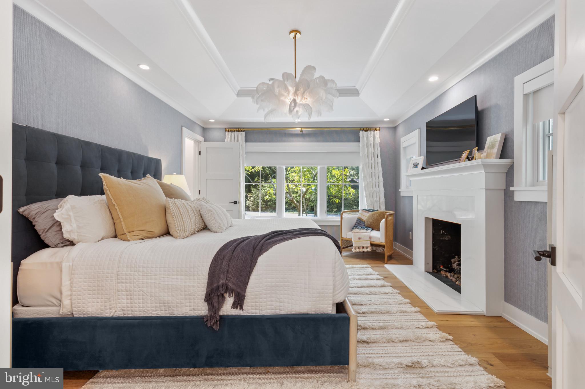 SHERWOOD FOREST - Residential