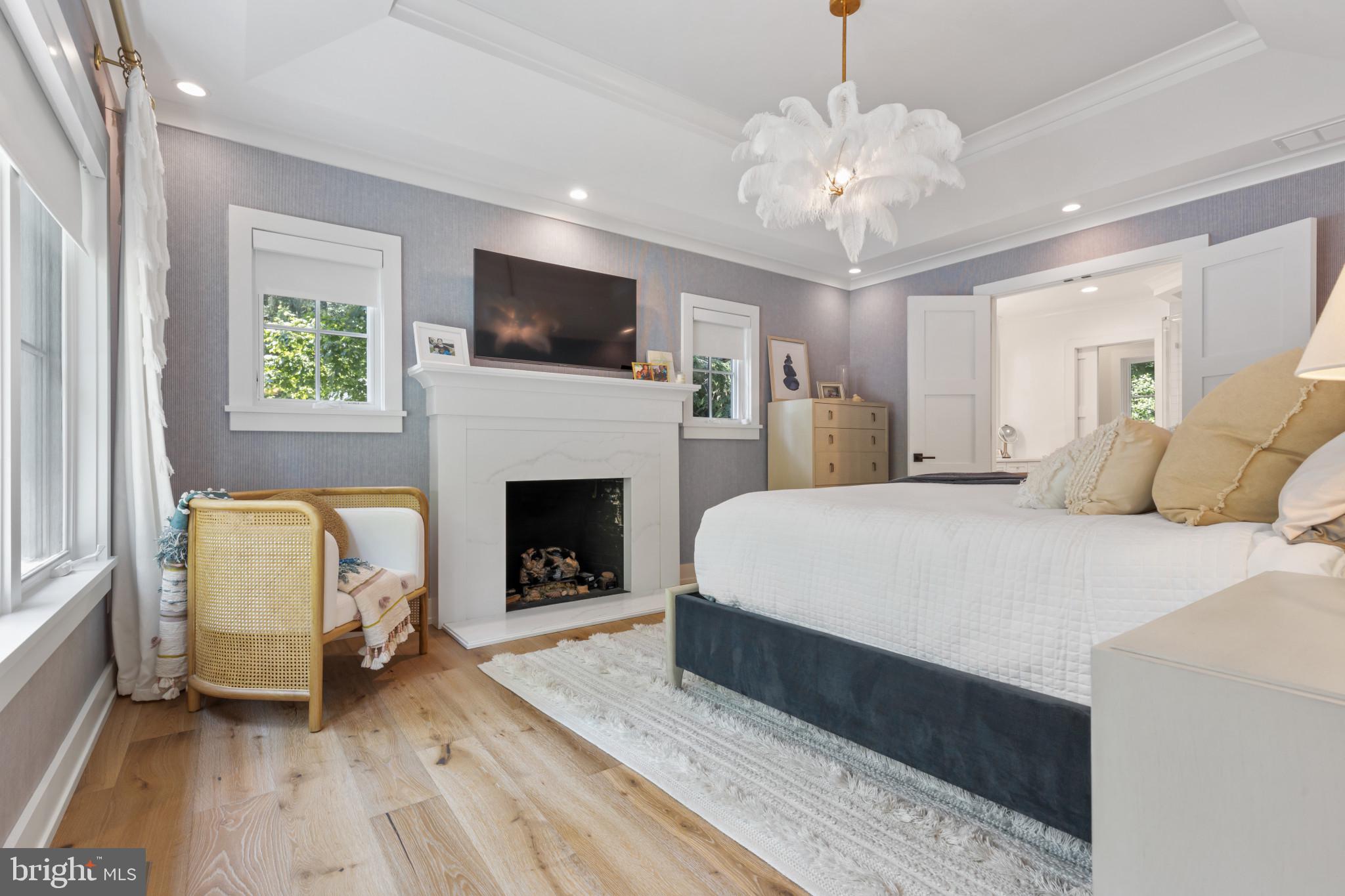 SHERWOOD FOREST - Residential