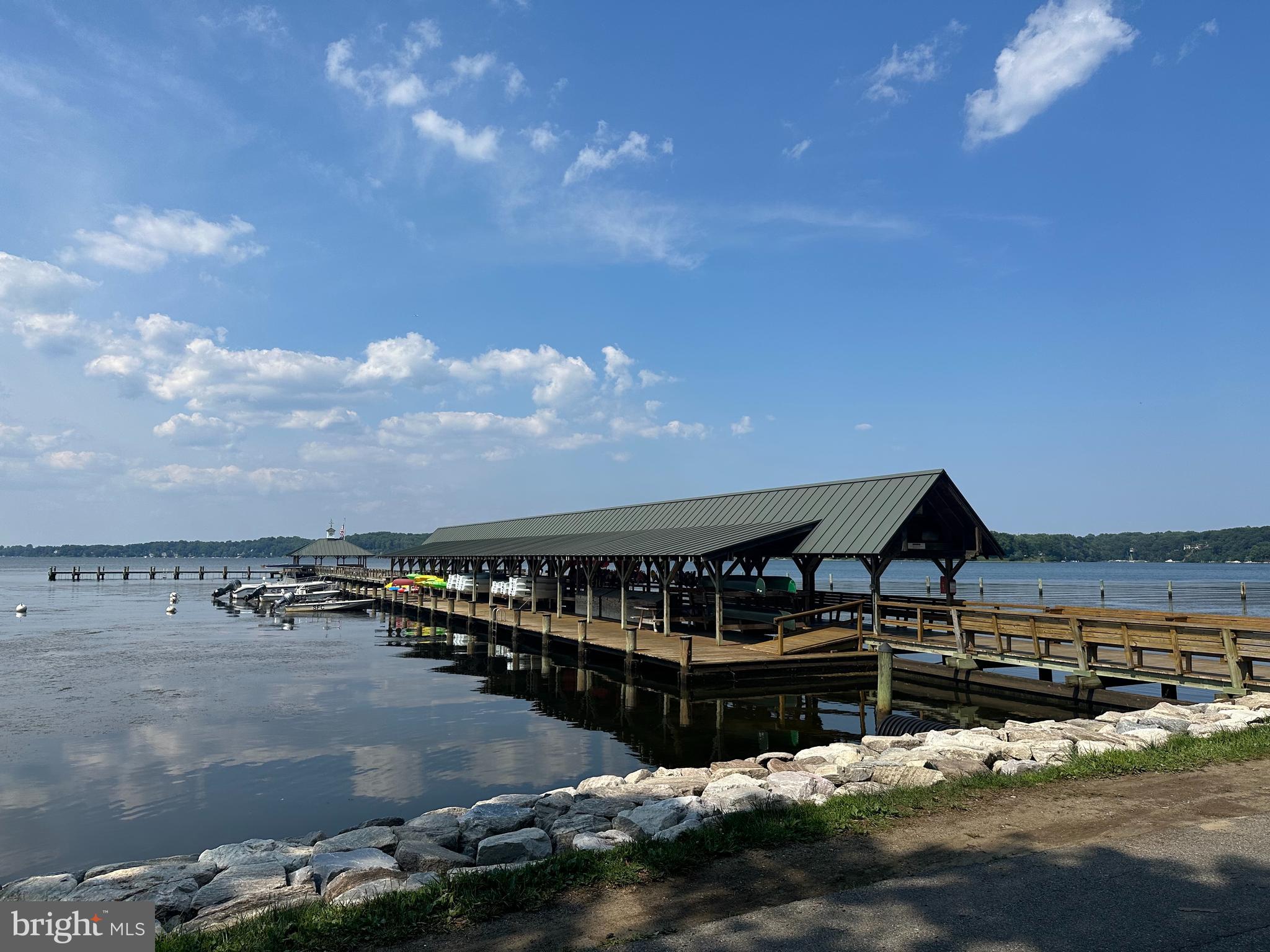 SHERWOOD FOREST - Residential