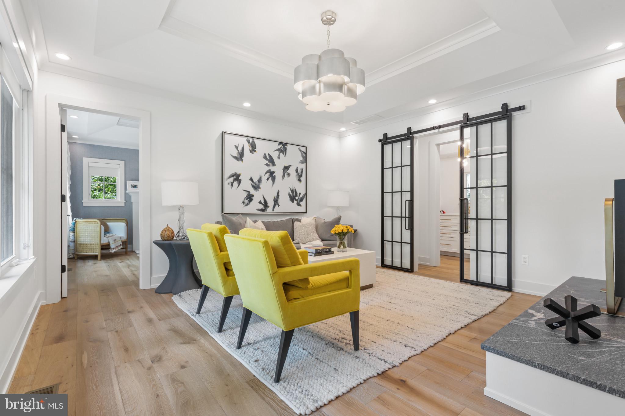 SHERWOOD FOREST - Residential