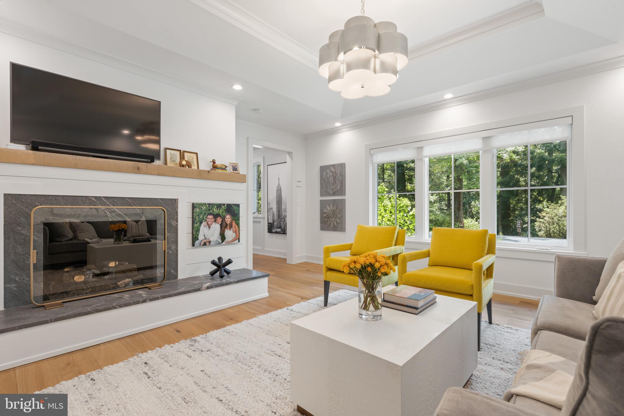 SHERWOOD FOREST - Residential