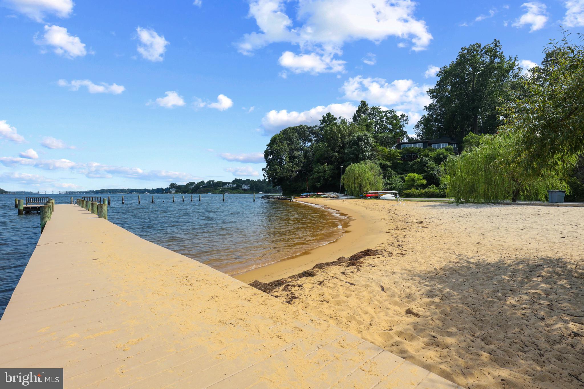 SHERWOOD FOREST - Residential