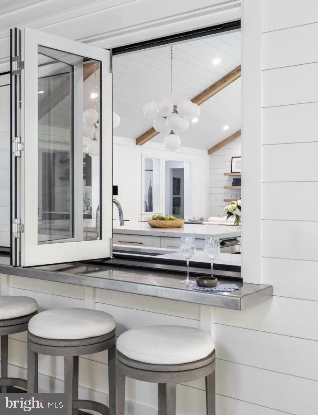 SHERWOOD FOREST - Residential