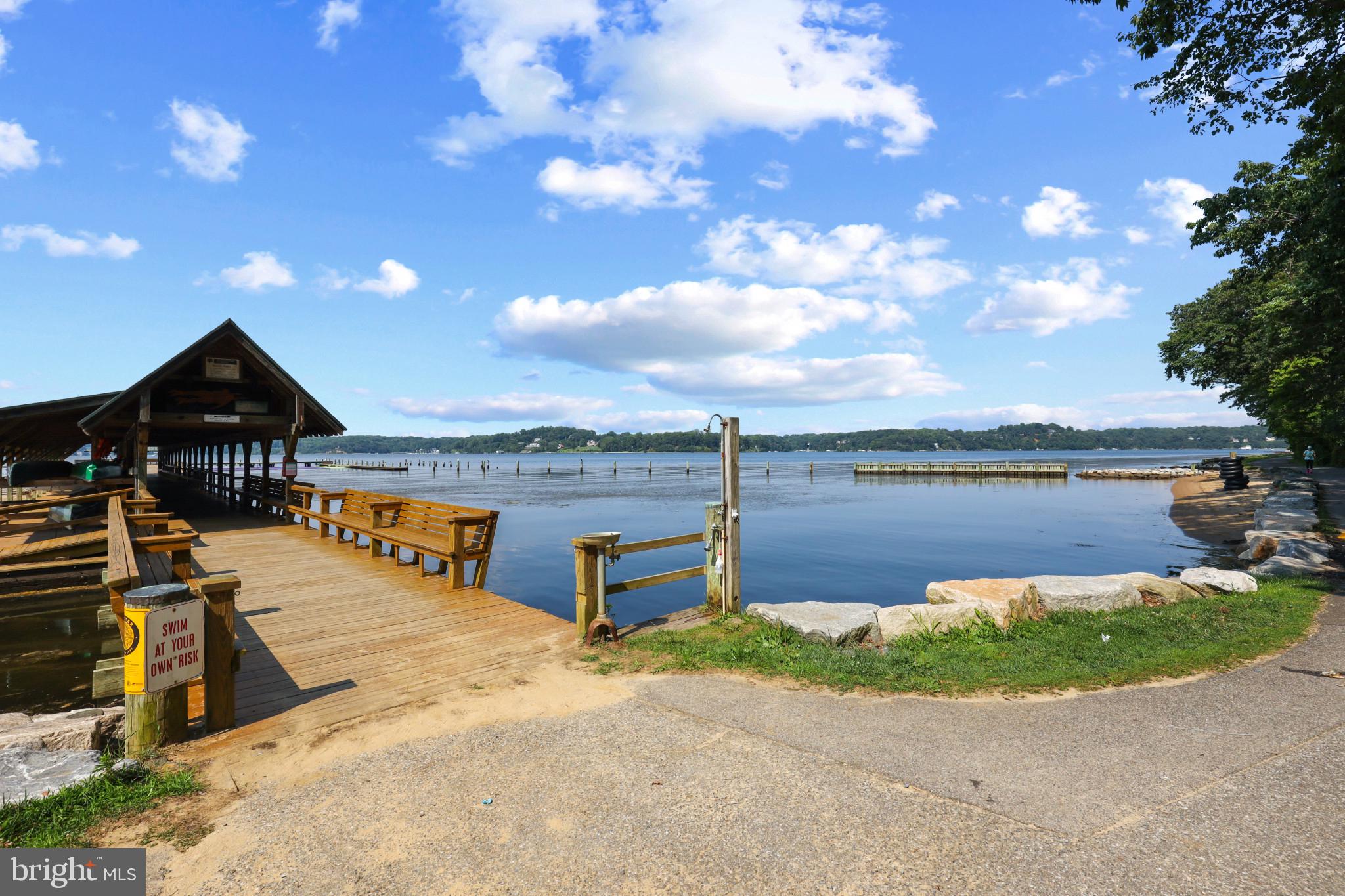 SHERWOOD FOREST - Residential