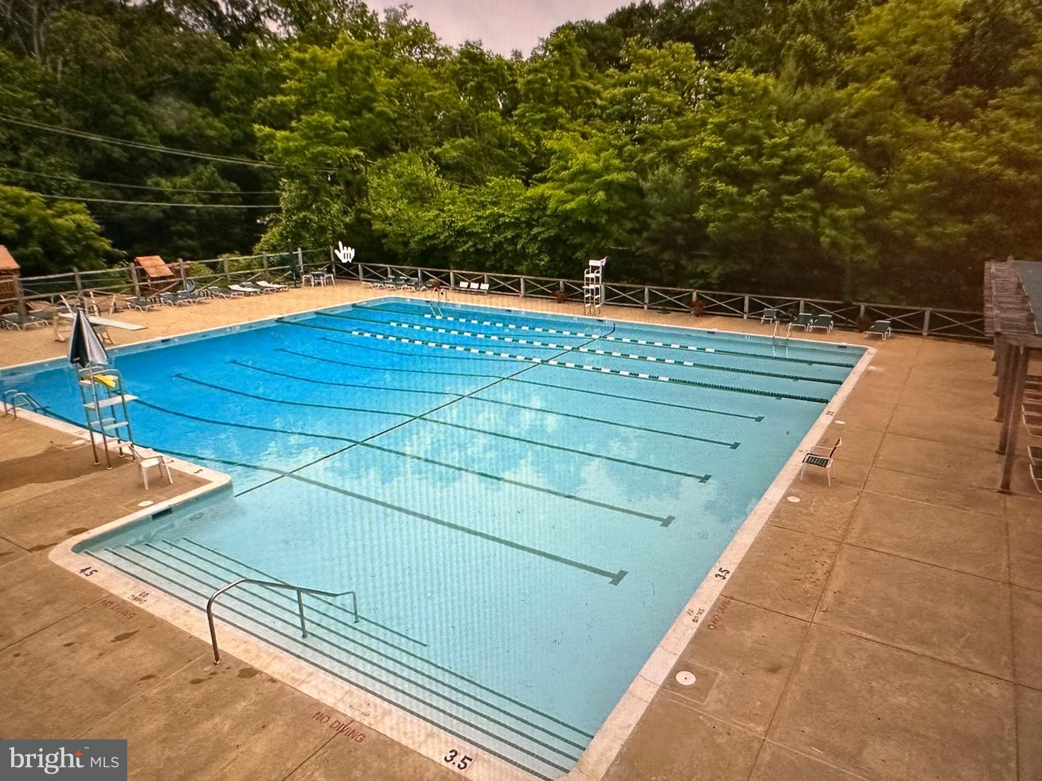 SHERWOOD FOREST - Residential