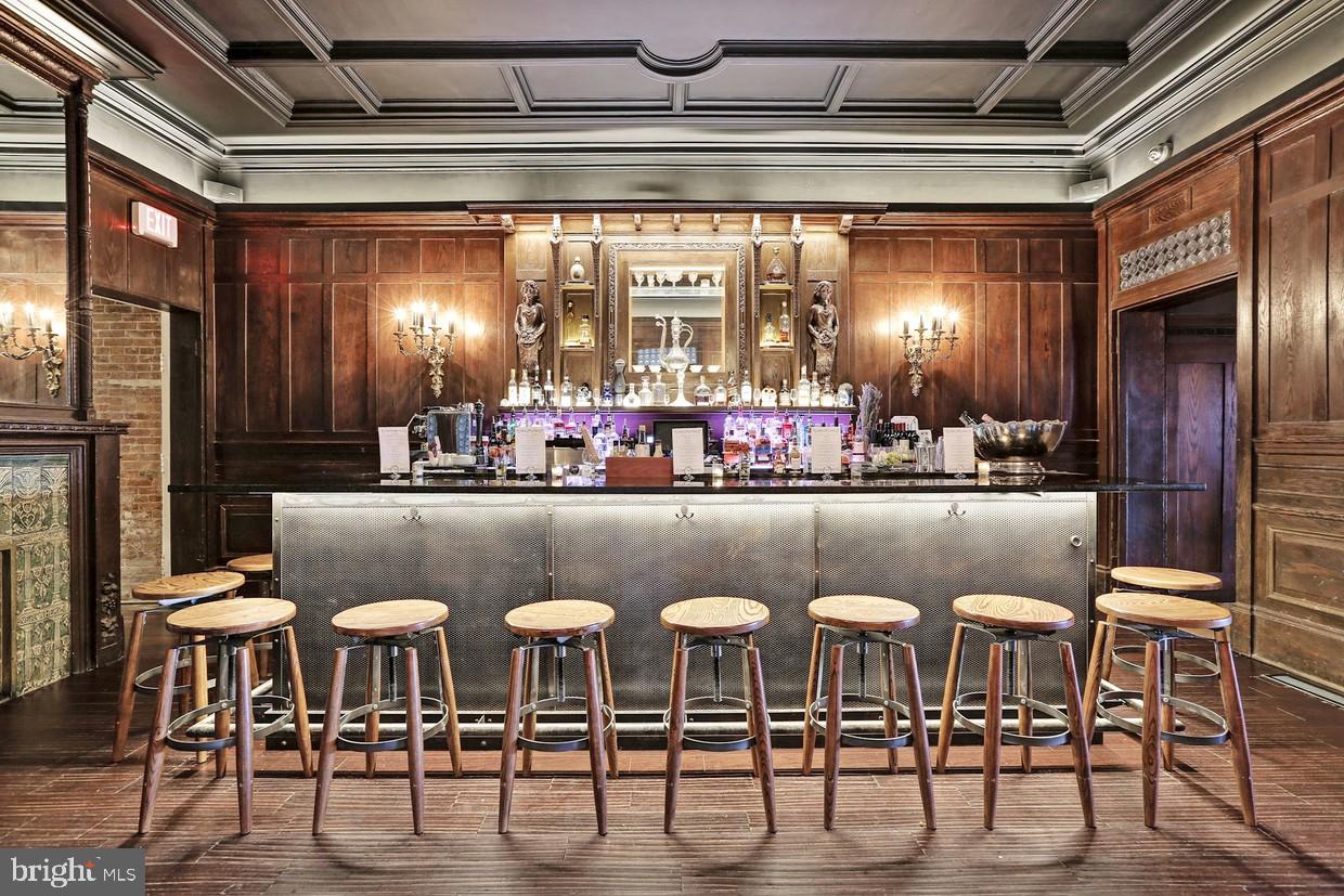 MOUNT VERNON PLACE HISTORIC DISTRICT - Commercial Sale