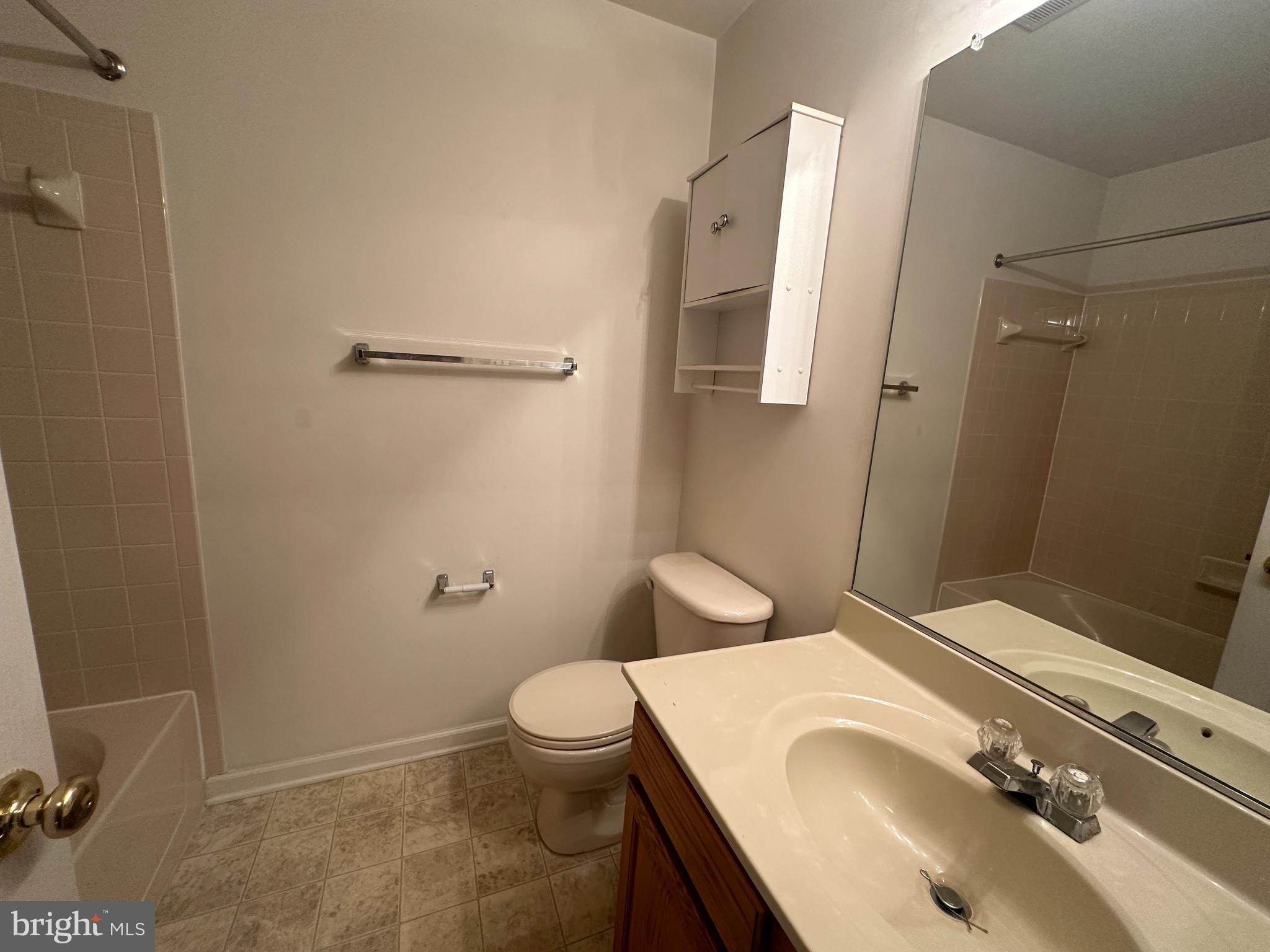 BELMONT GREENE - Residential Lease