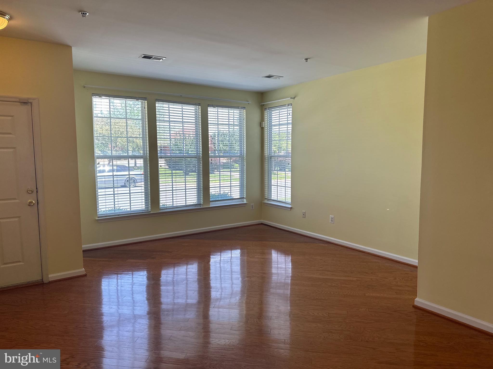 BELMONT GREENE - Residential Lease