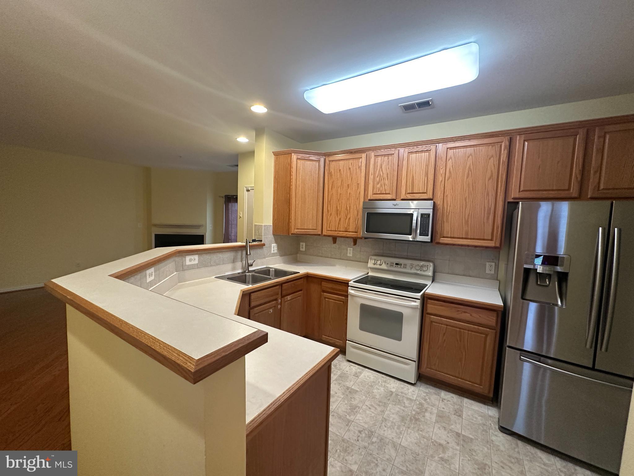 BELMONT GREENE - Residential Lease