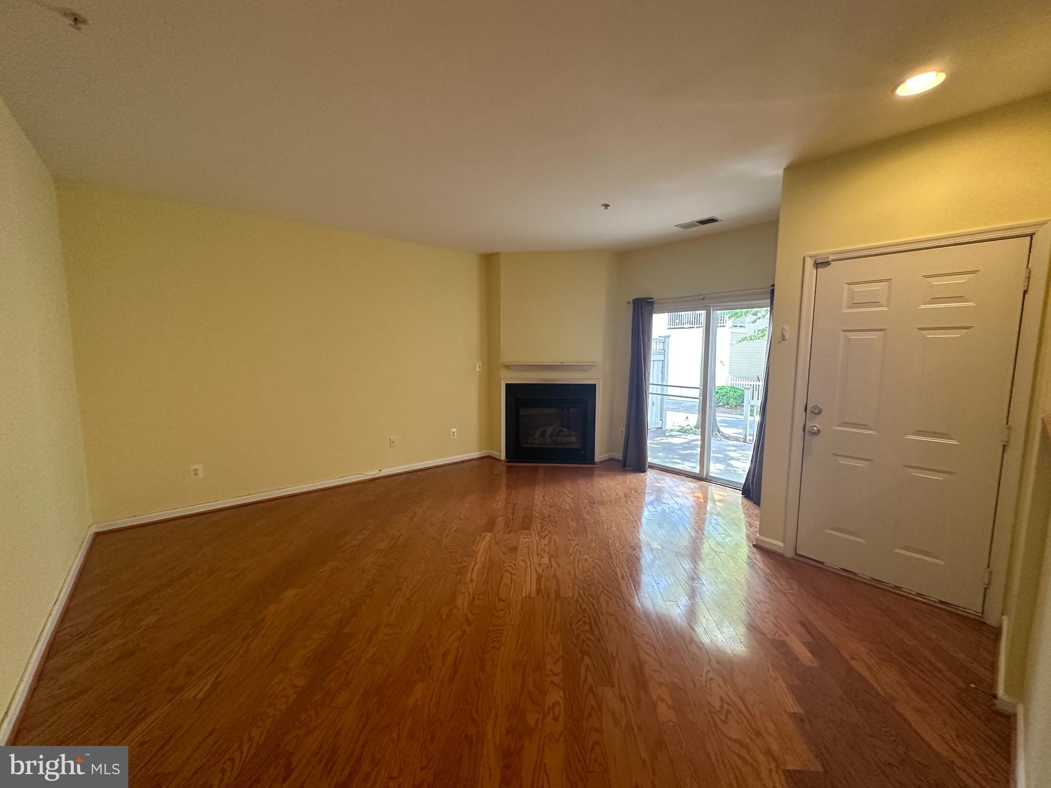 BELMONT GREENE - Residential Lease