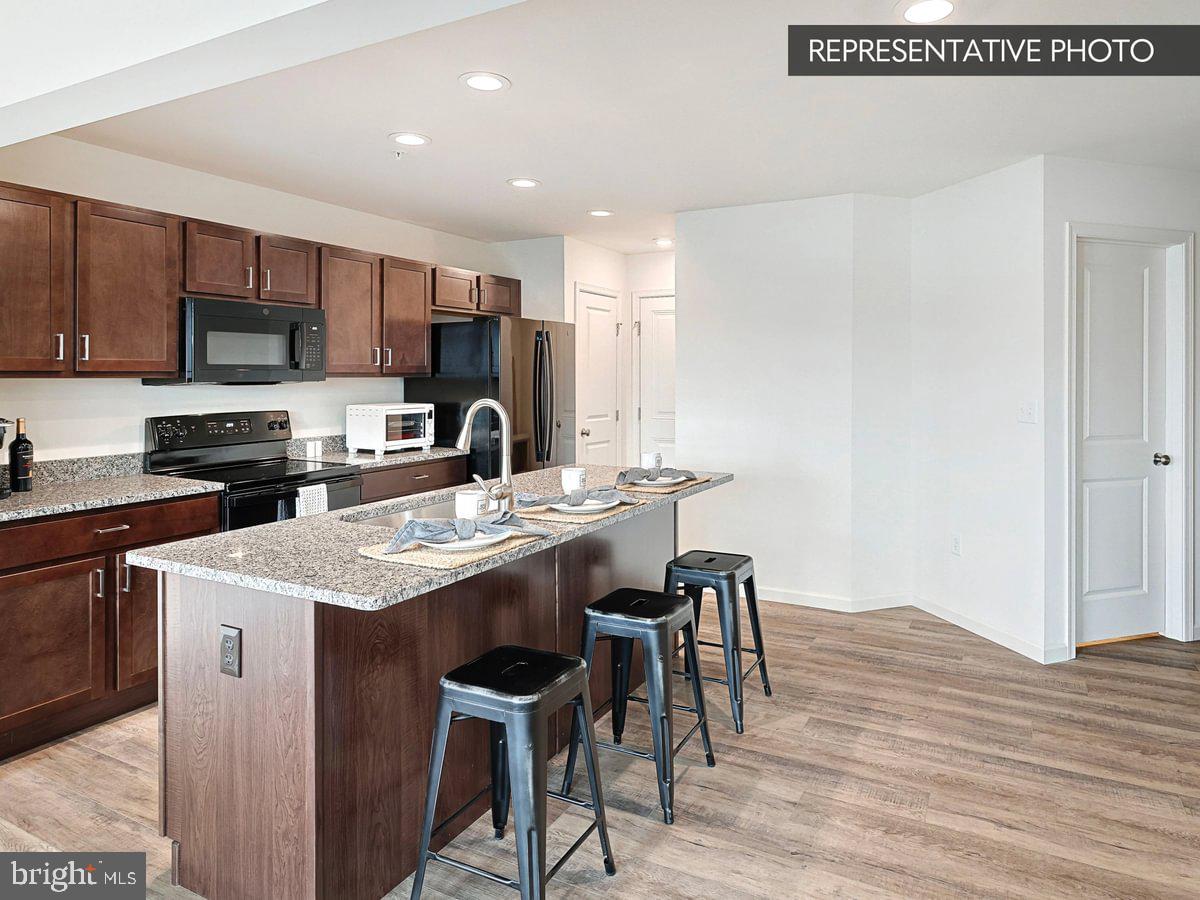 THE TOWNES AT HAMPDEN - Residential