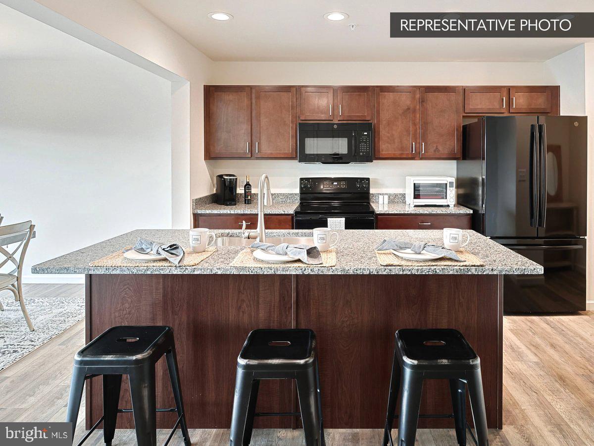 THE TOWNES AT HAMPDEN - Residential