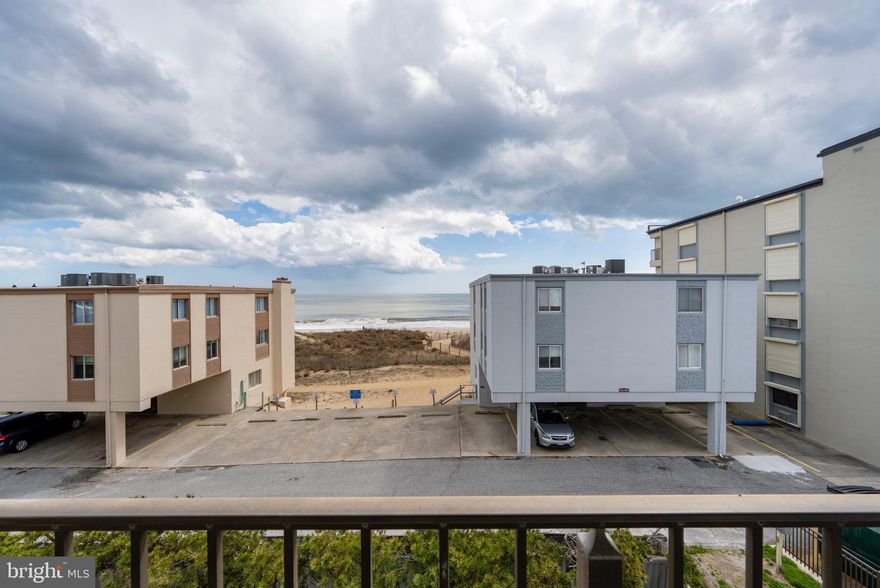 WAVE WATCHER!! FANTASTIC DIRECT OCEAN VIEW!! AWESOME BUILDING WITH SUPER LOW CONDO FEES. TIGHTLY RUN CONDO ASSOCIATION WITH ONLY 15 UNITS. LONGTIME OWNERS. VERY RARE LISTING IN THIS BUILDING. VERY STABLE. SPACIOUS 1 BEDROOM 1 BATH UNIT NEARLY 700 SQUARE FEET. TERRIFIC CONDITION!! CHECK OUT #305 IN WAVE WATCHER TODAY! UNIT HAS NEVER BEEN RENTED. CLEAN AS A WHISTLE